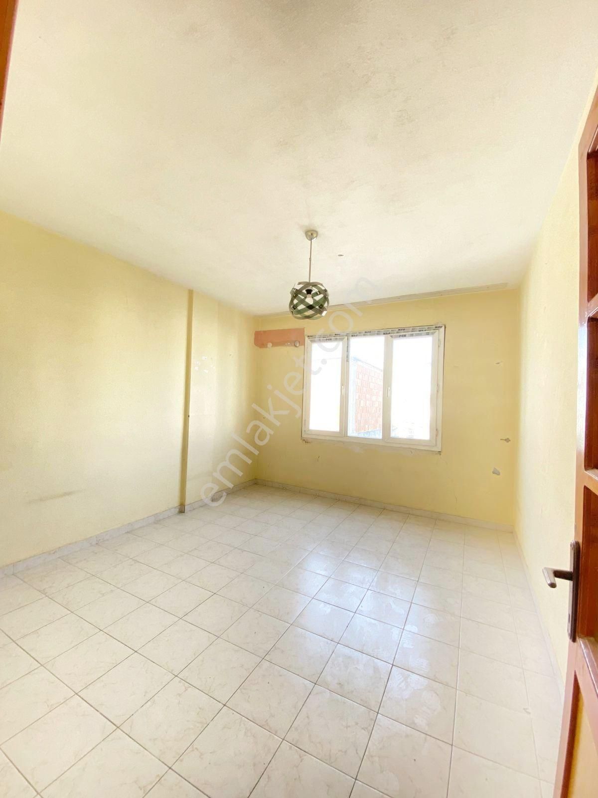 Bahçeşehir'de_3.katlı_müstakil_binanın_2.katında_geniş_2+1_kiralık - Görsel 15