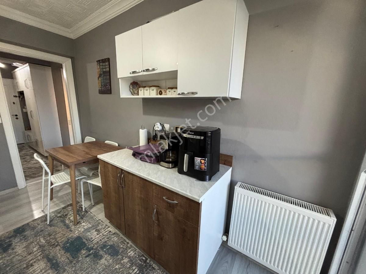 İzmir Selçuk Atatürk Mahallesinde Merkezi Konumlu Doğalgazlı 2+1 - Görsel 18