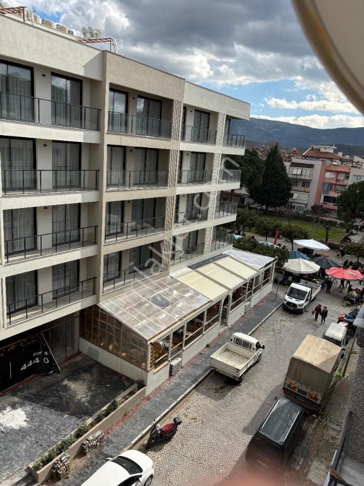 İzmir Selçuk Atatürk Mahallesinde Merkezi Konumlu Doğalgazlı 2+1 - Görsel 15