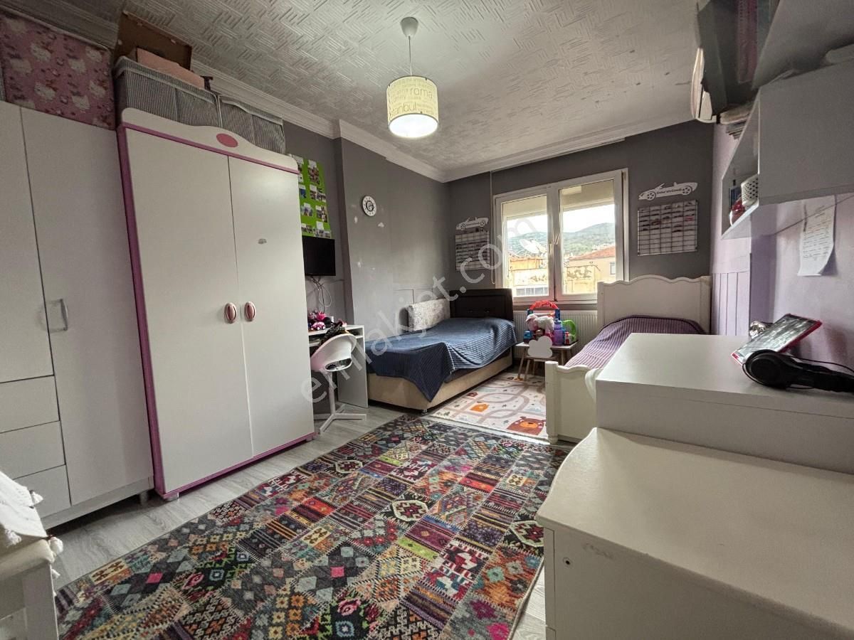 İzmir Selçuk Atatürk Mahallesinde Merkezi Konumlu Doğalgazlı 2+1 - Görsel 9