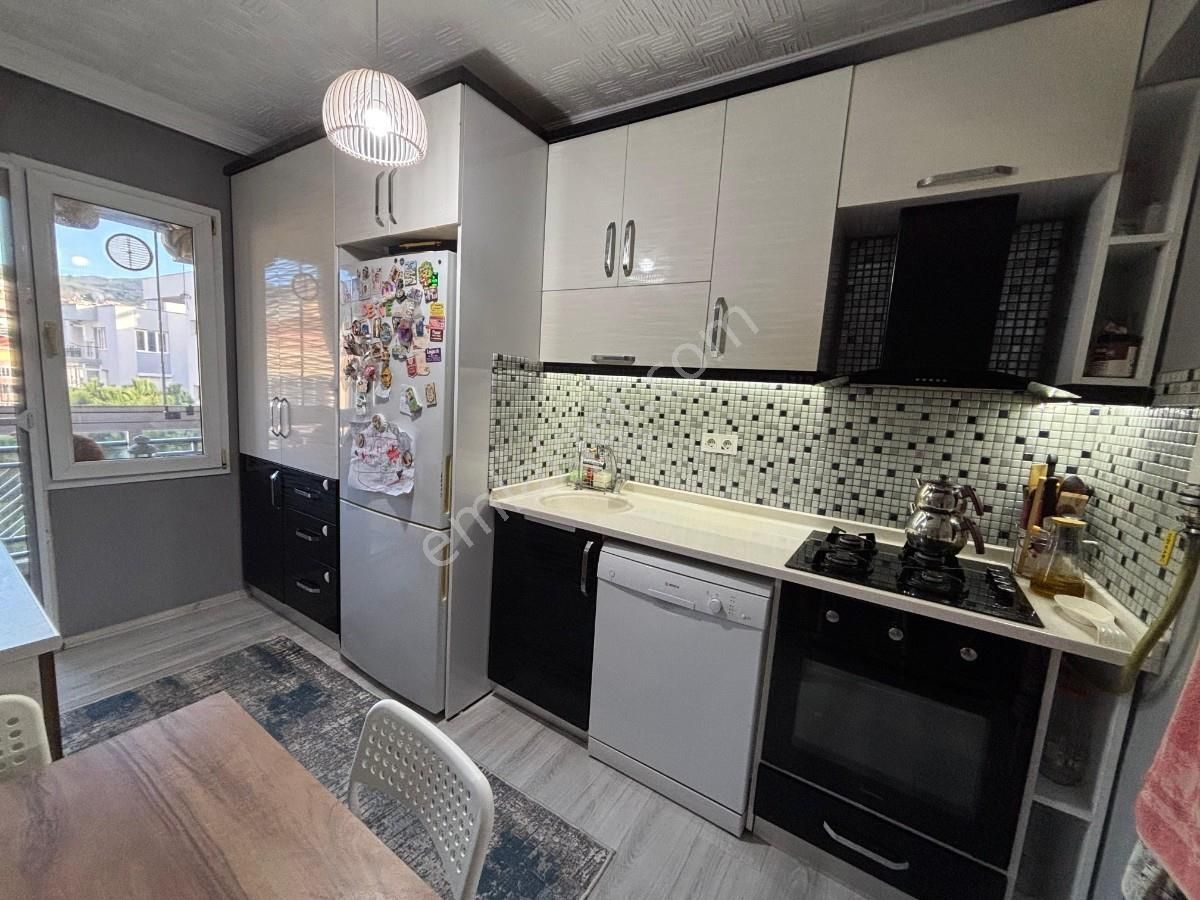 İzmir Selçuk Atatürk Mahallesinde Merkezi Konumlu Doğalgazlı 2+1 - Görsel 20