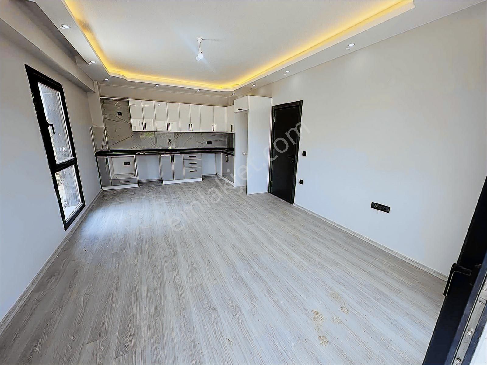 Cumhuriyet Mahallesinde 2+1 Satılık Lüx Daire - Görsel 15