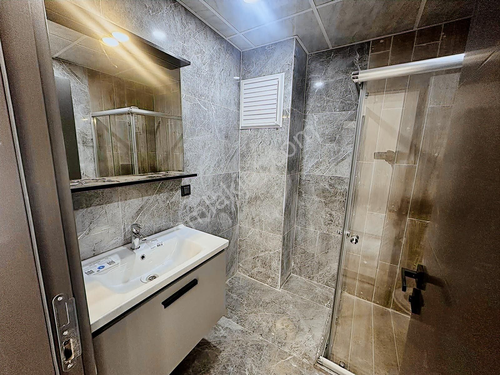 Cumhuriyet Mahallesinde 2+1 Satılık Lüx Daire - Görsel 18