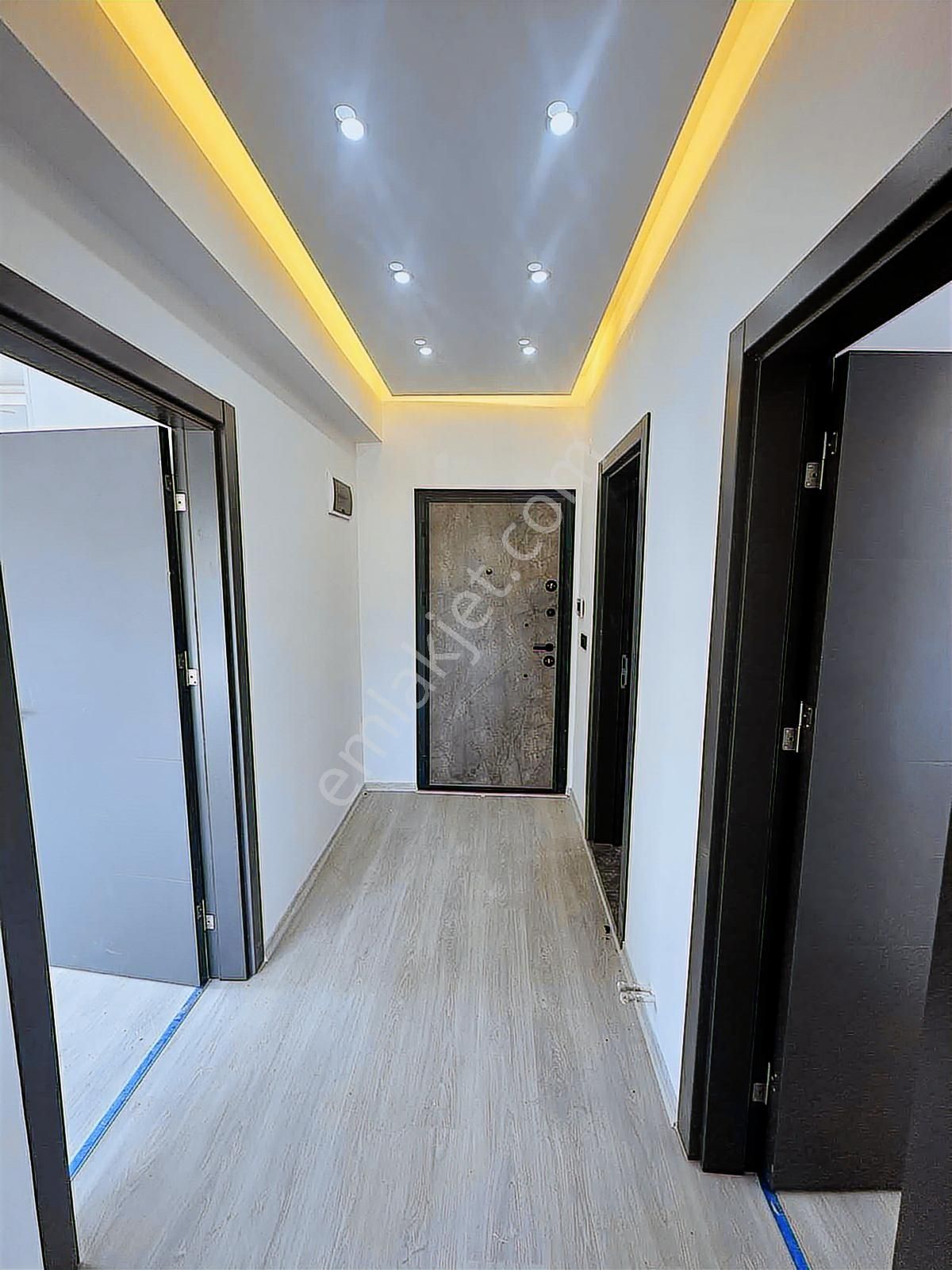 Cumhuriyet Mahallesinde Yüksek Zemin 2+1 Satılık Lüx Daire - Görsel 2