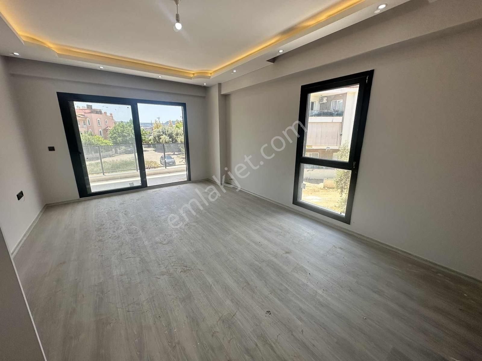 Cumhuriyet Mahallesinde Yüksek Zemin 2+1 Satılık Lüx Daire - Görsel 9