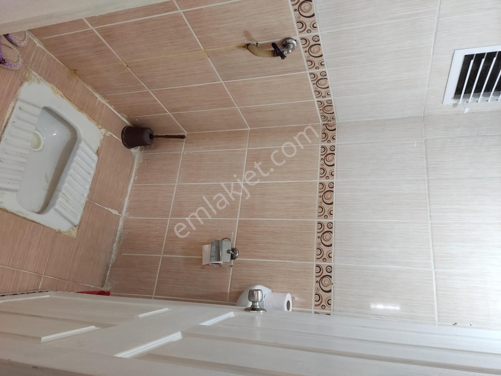 Ulubey Mah. Cadde'de Katta 3+1 Araç Veya 1+1 Takaslı Daire - Görsel 26