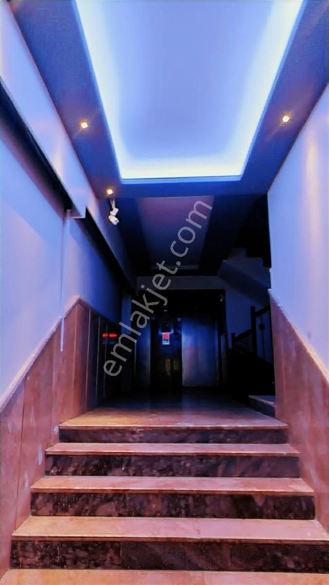 Ulubey Mah. Cadde'de Katta 3+1 Araç Veya 1+1 Takaslı Daire - Görsel 19