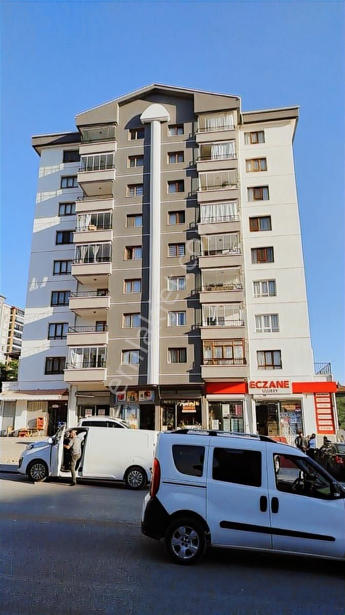 Ulubey Mah. Cadde'de Katta 3+1 Araç Veya 1+1 Takaslı Daire - Görsel 11