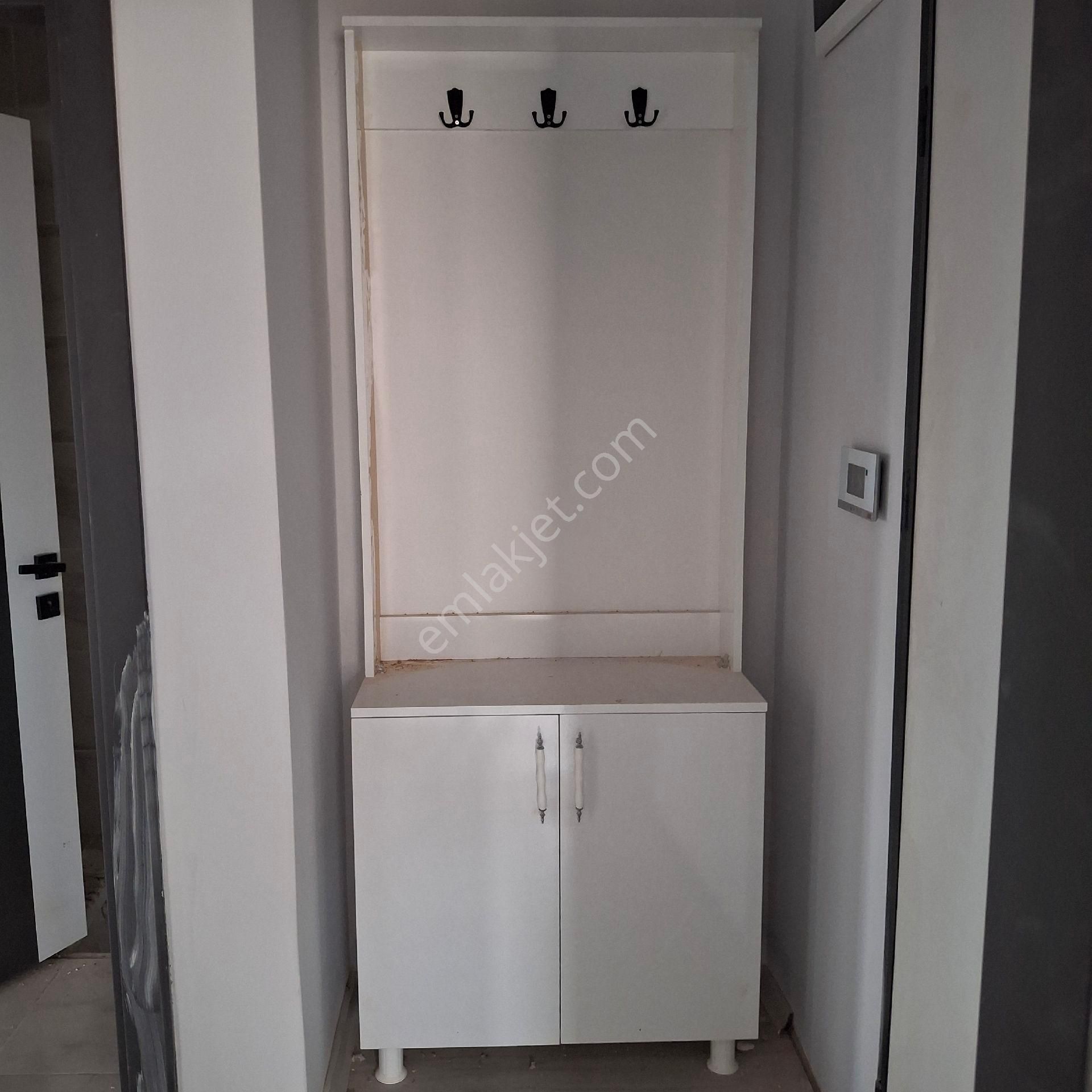 T.dağ Muratlı Kazımdirik Mah.de Aydınlık Odaları Geniş,ferah 2+1 4.kat Sıfır Daire Kiralıktır. - Görsel 13