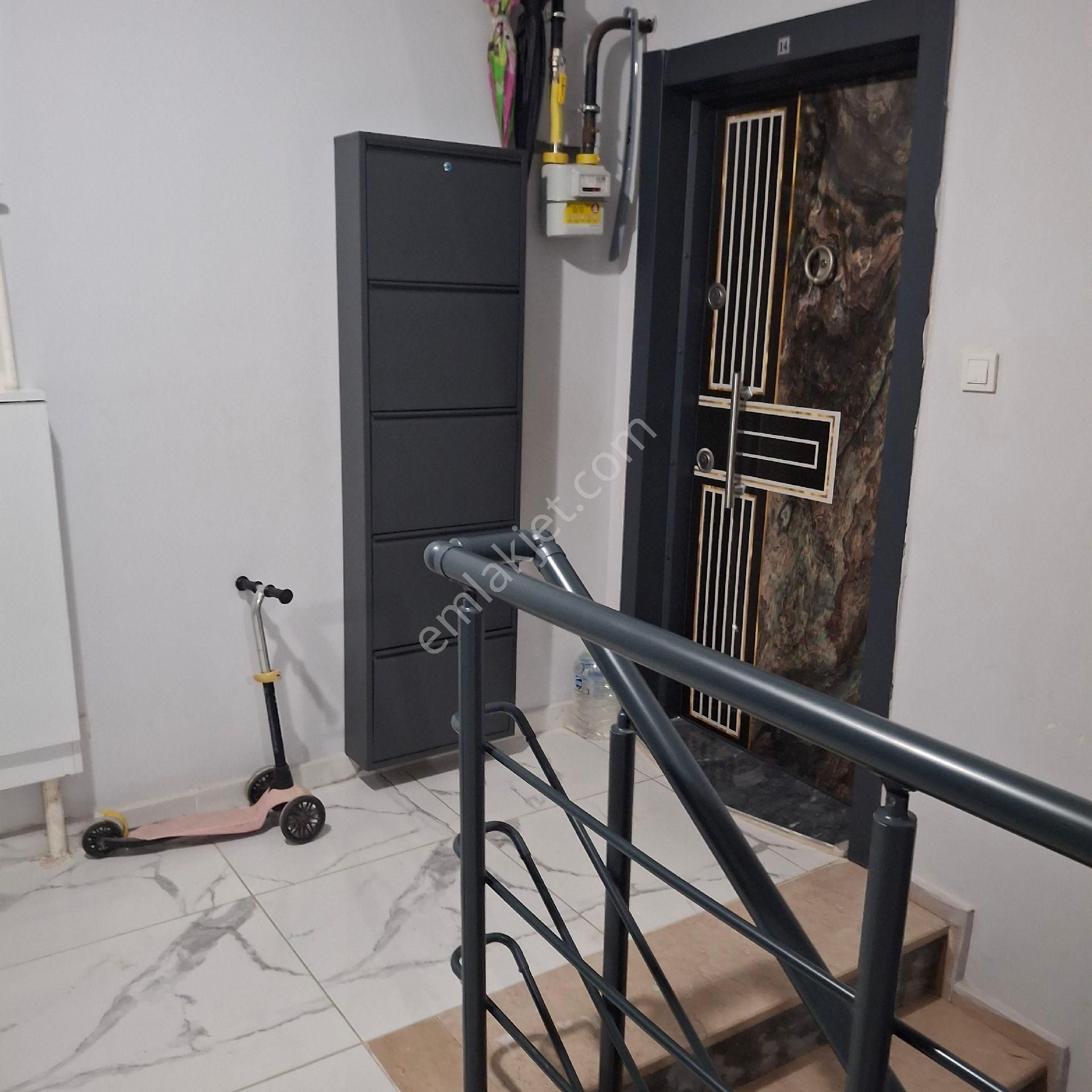 T.dağ Muratlı Kazımdirik Mah.de Aydınlık Odaları Geniş,ferah 2+1 4.kat Sıfır Daire Kiralıktır. - Görsel 2