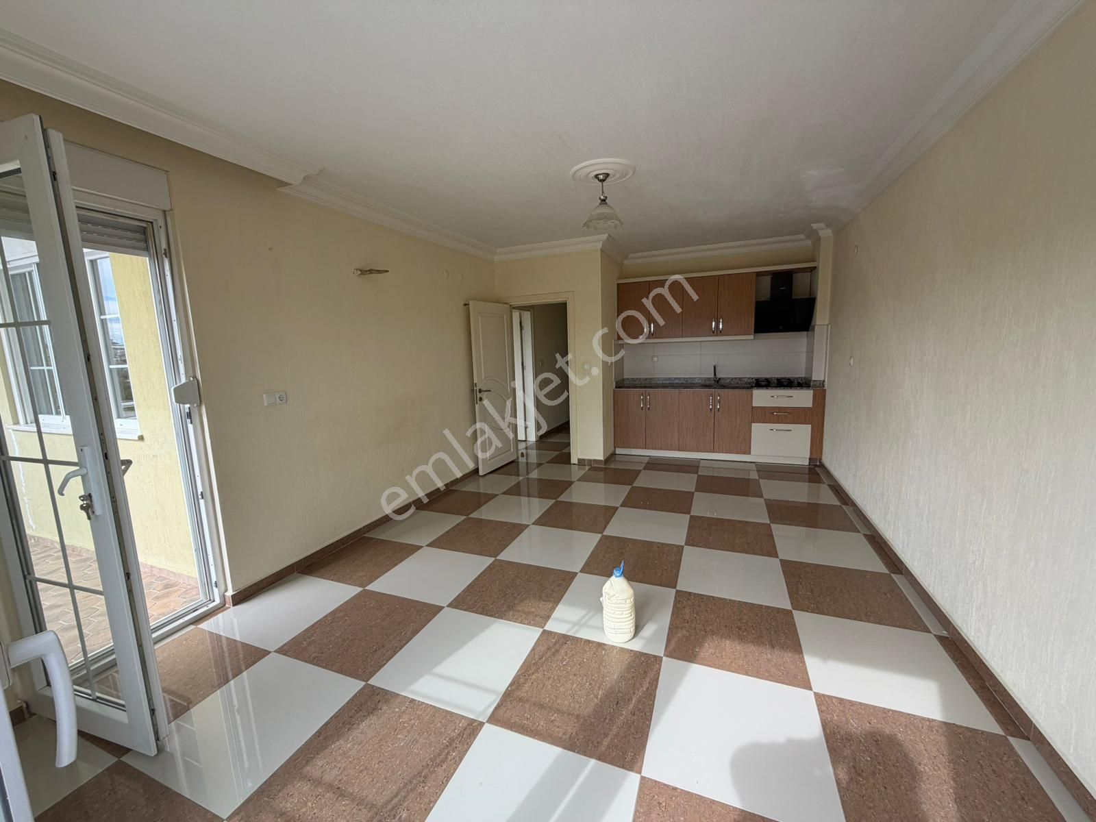 Kökez Mahallesi’nde Müstakil Tarzda Ferah 2+1 Kiralık Daire - Görsel 10