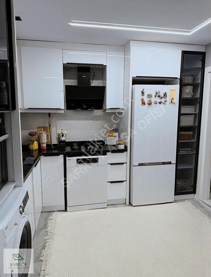 Yavuz Mah. En İşlek Caddede Kiralık Daire - Görsel 2