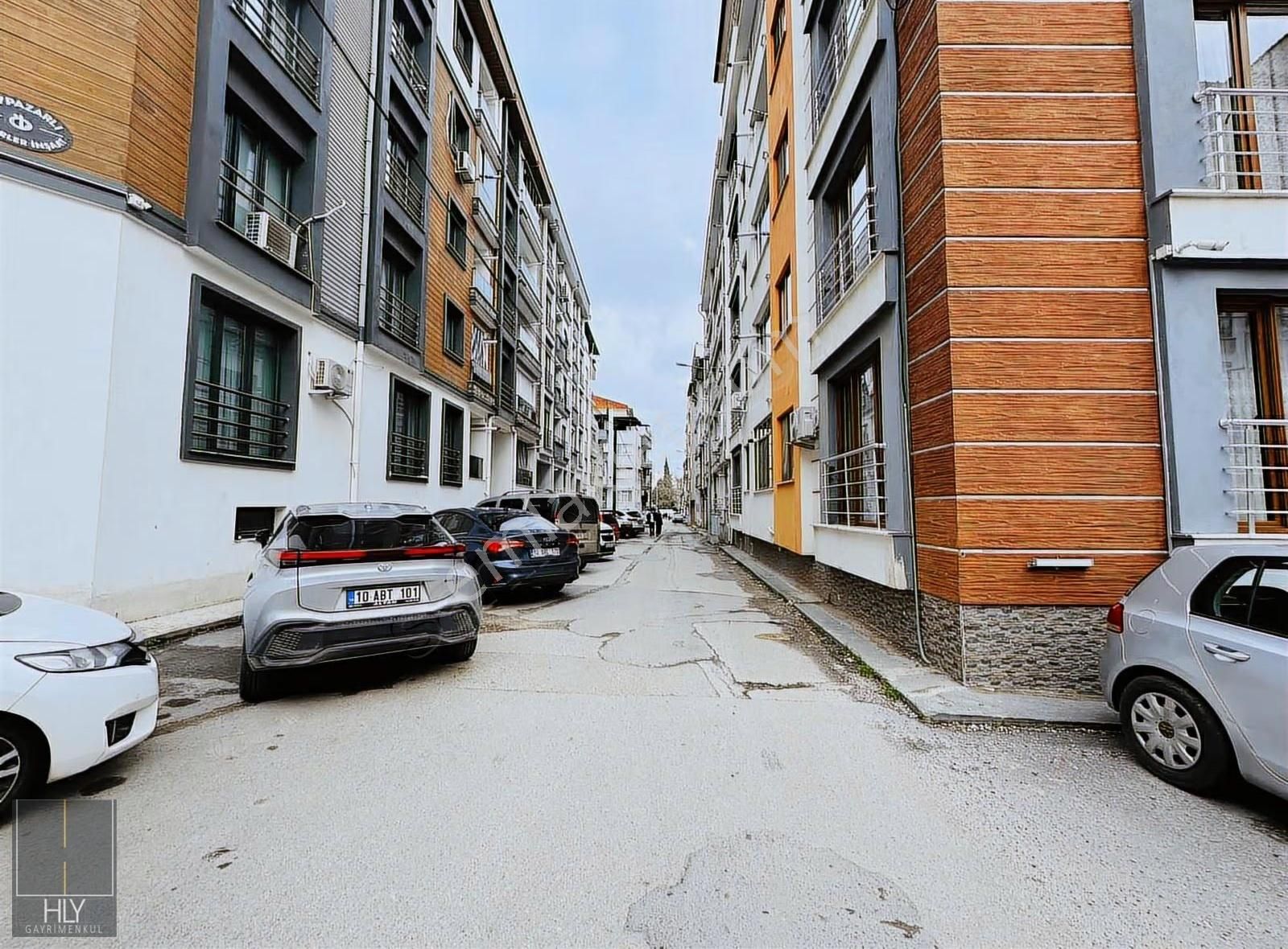 Hly Gayrimenkulden 1.oruçgazi Mah.de Ara Kat Satılıl 2+1 Daire - Görsel 29