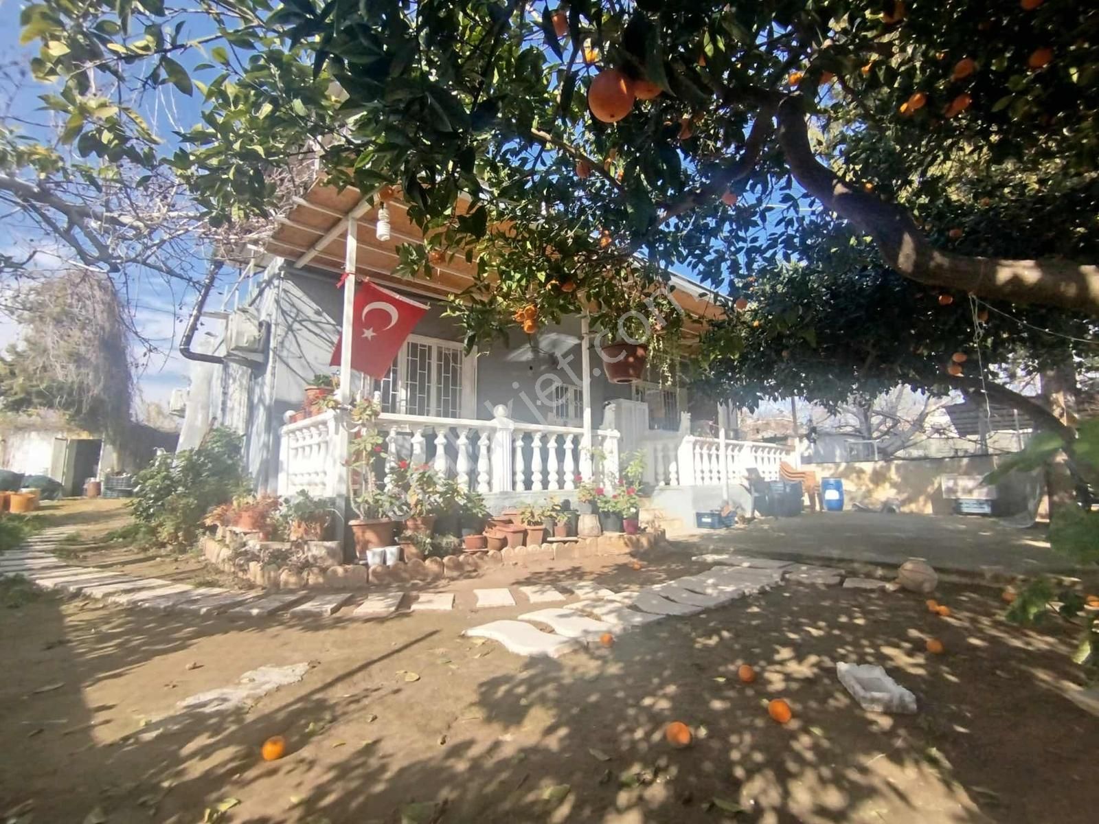 İndex Gayrimenkulden Köşe Parsel Müstakil