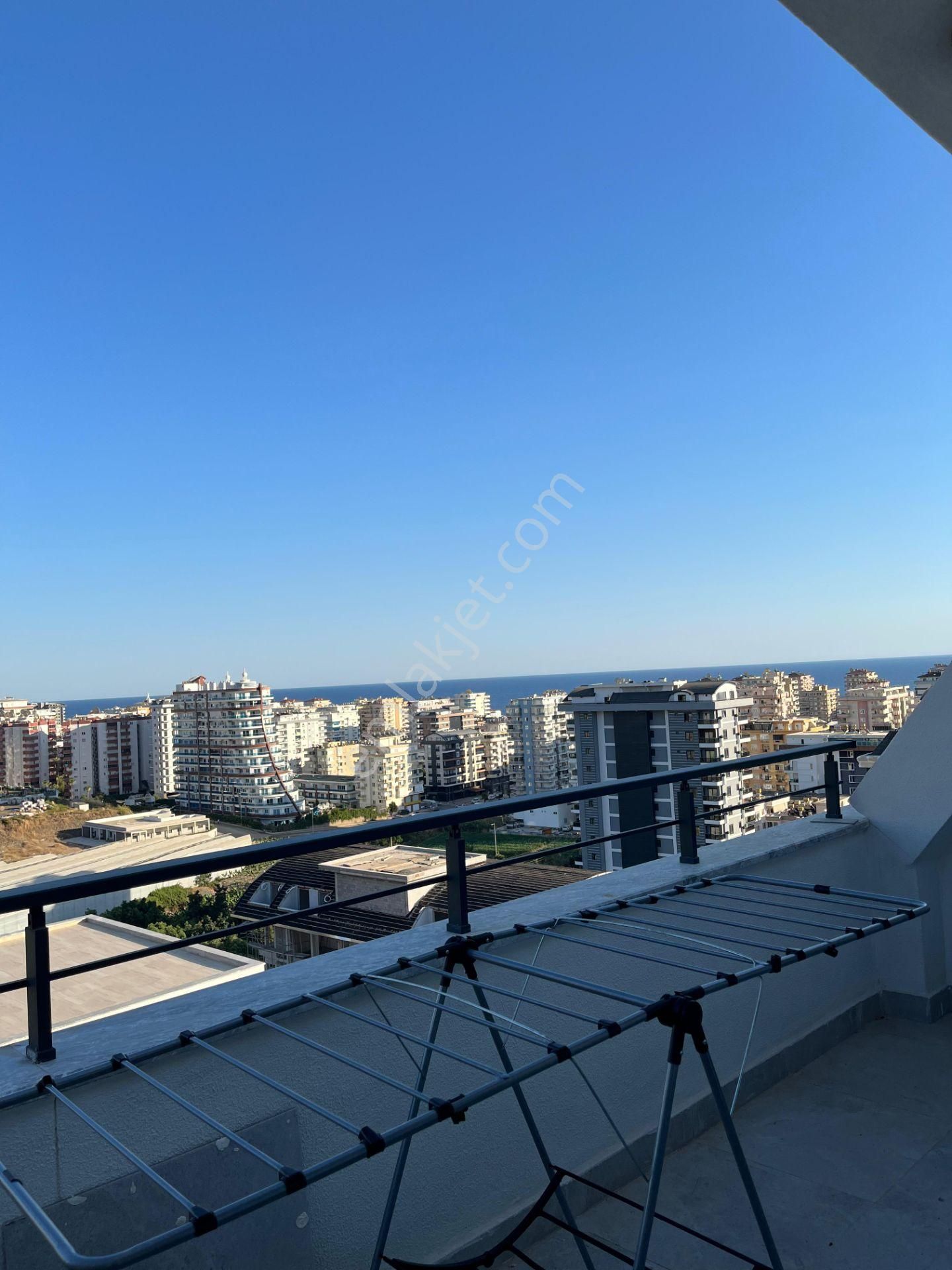 Mahmutlar’da Bulunan 3+1 Eşyalı Kiralık Daire - Görsel 35