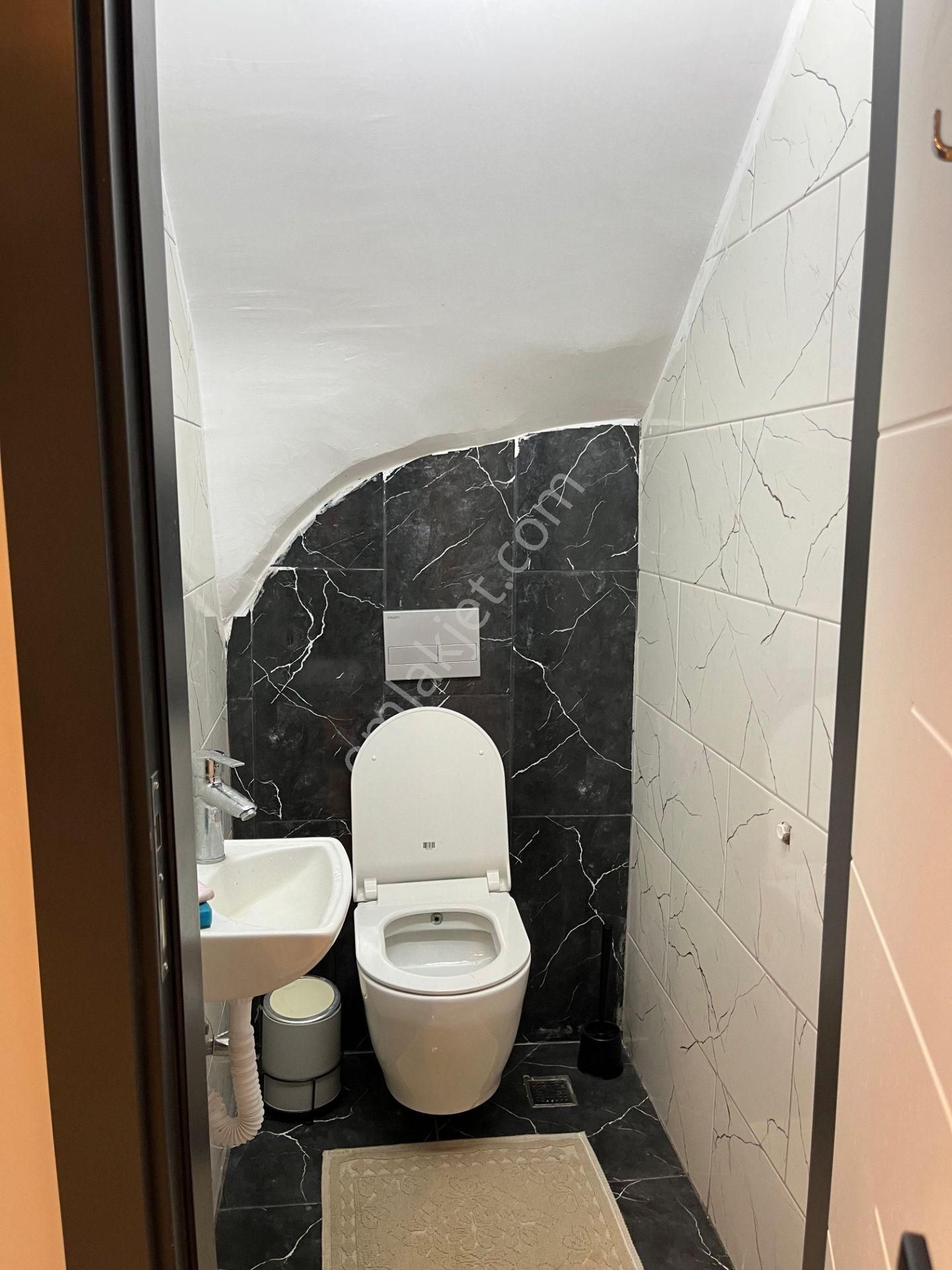 Mahmutlar’da Bulunan 3+1 Eşyalı Kiralık Daire - Görsel 24