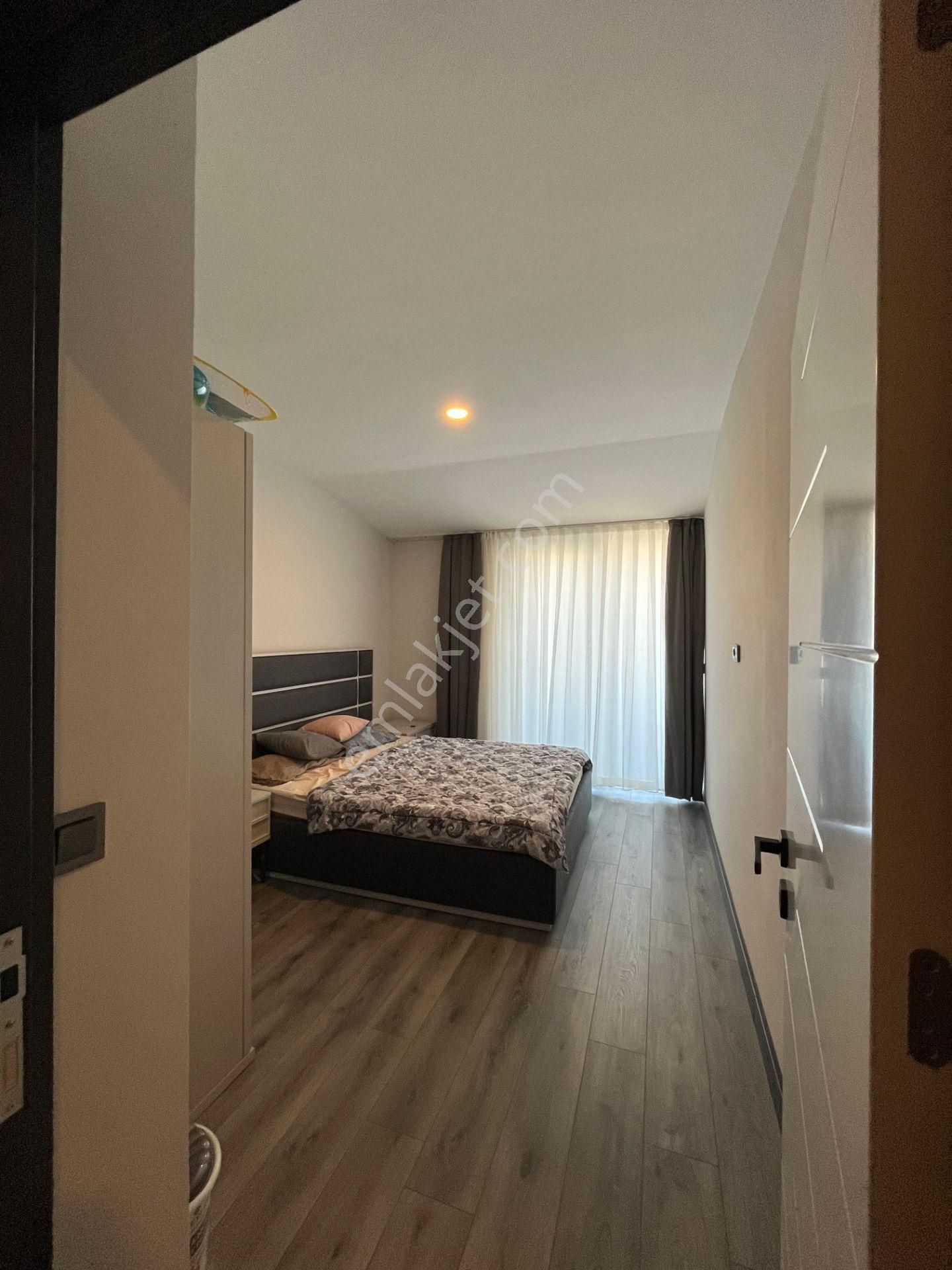 Mahmutlar’da Bulunan 3+1 Eşyalı Kiralık Daire - Görsel 27
