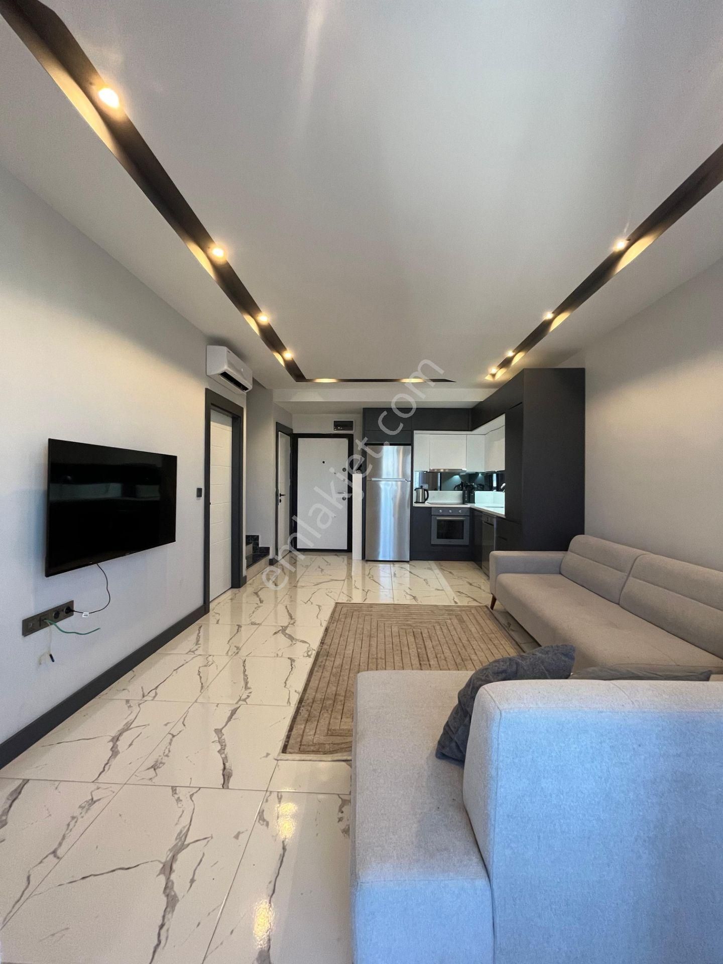 Mahmutlar’da Bulunan 3+1 Eşyalı Kiralık Daire - Görsel 23