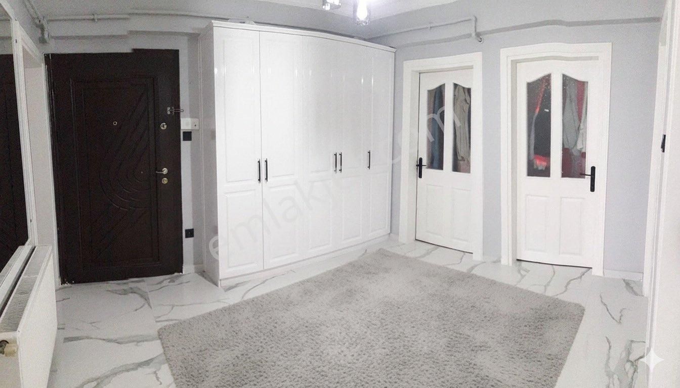 Kağıthane Merkez Mah 3+1 Satılık Yeni Tadilatı Yapılmış - Görsel 3