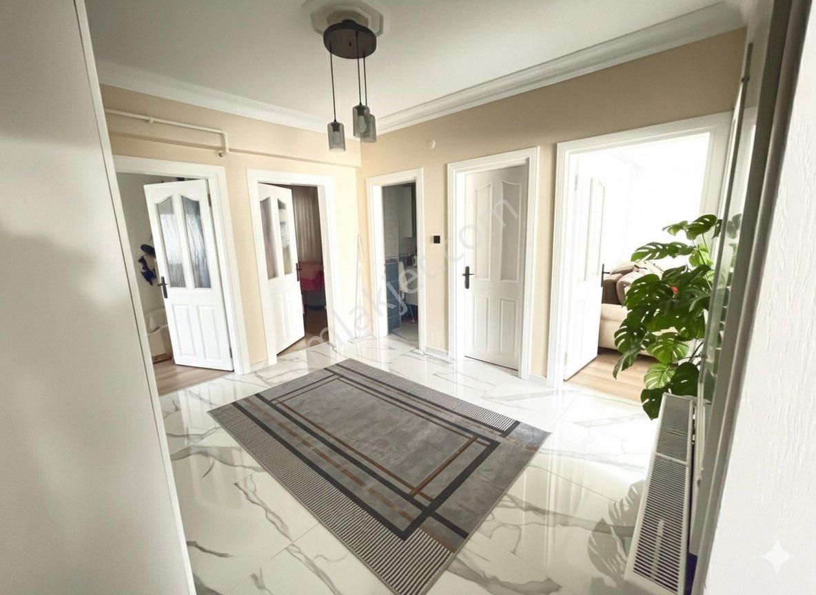 Kağıthane Merkez Mah 3+1 Satılık Yeni Tadilatı Yapılmış