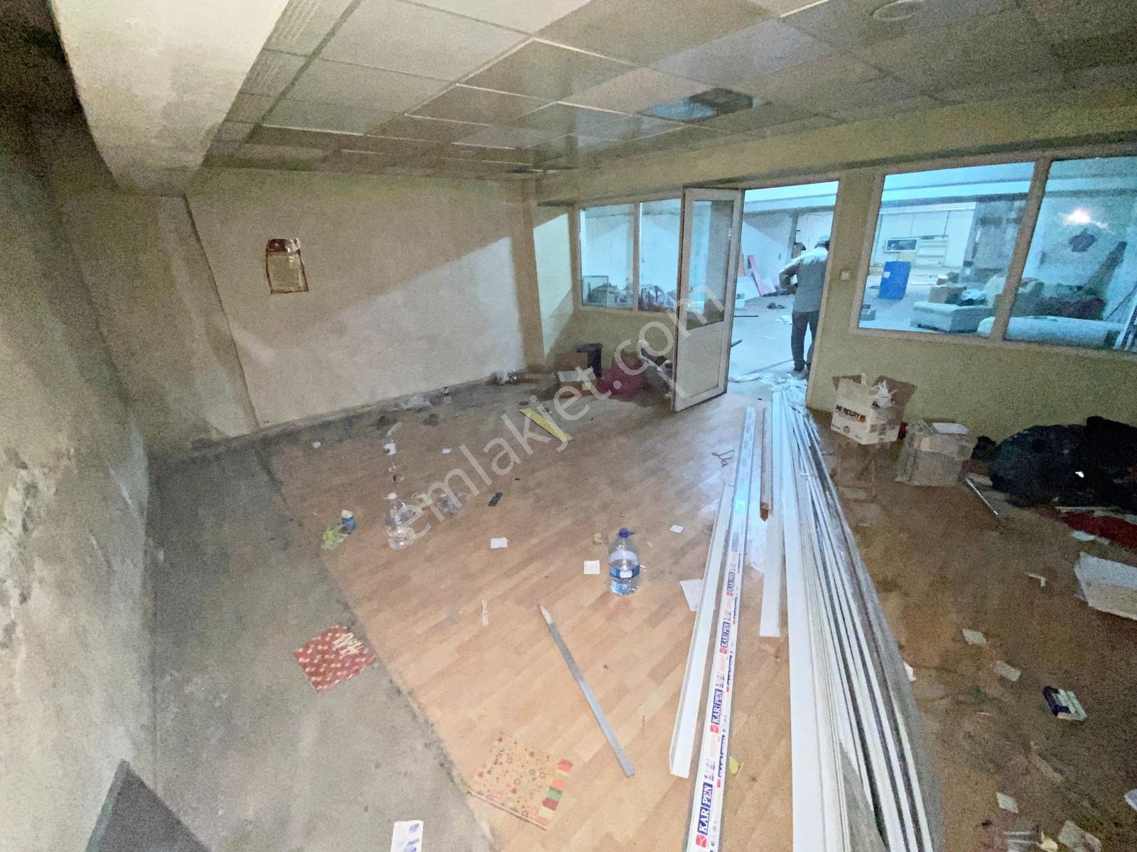 Siteler Dikmeli Sokakta 225 M2 Bodrum Kat Atölye - Görsel 25