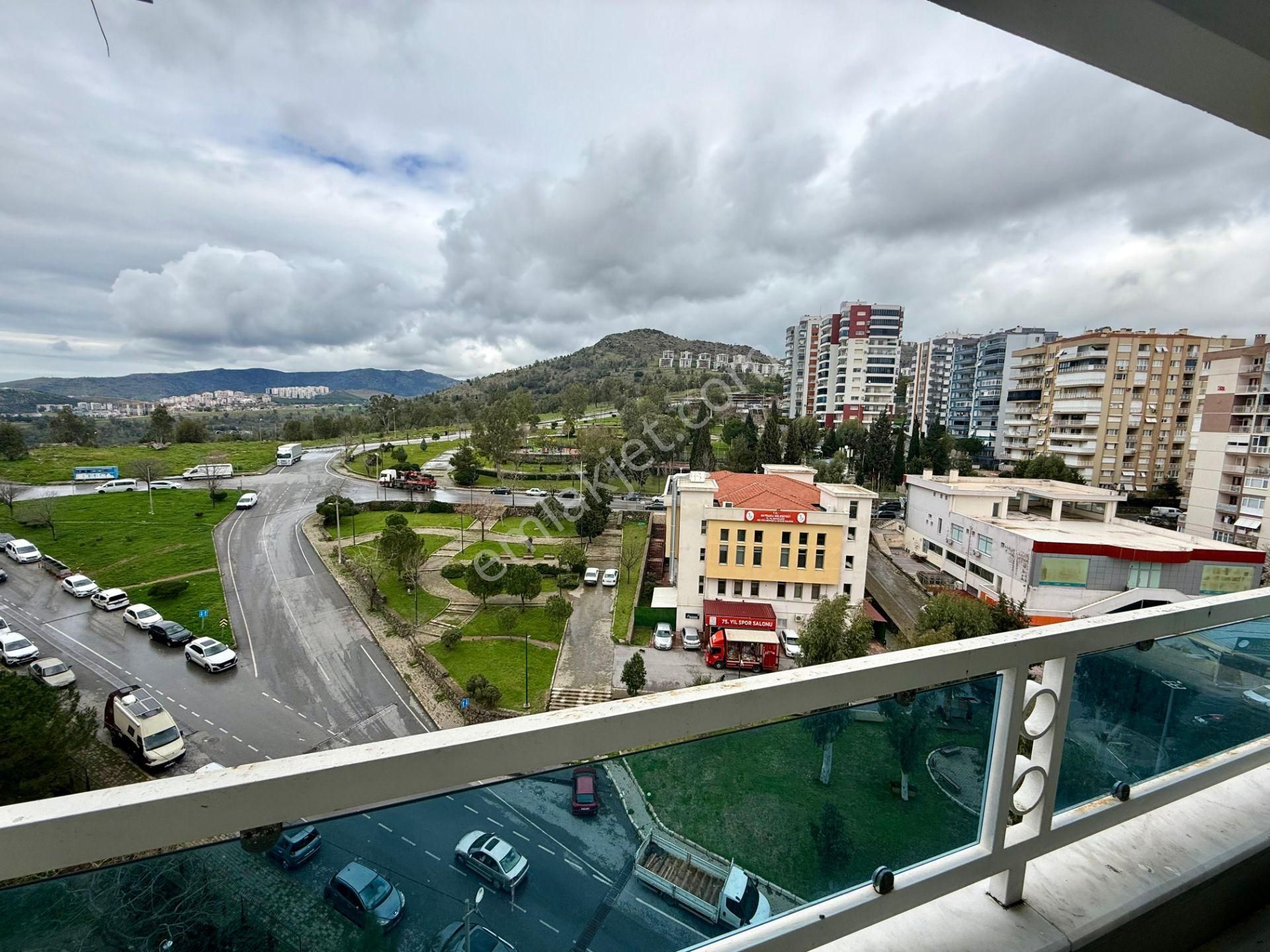 Görkent Sitesinde Şehir Ve Deniz Manzaralı 3+1 Satılık - Görsel 16