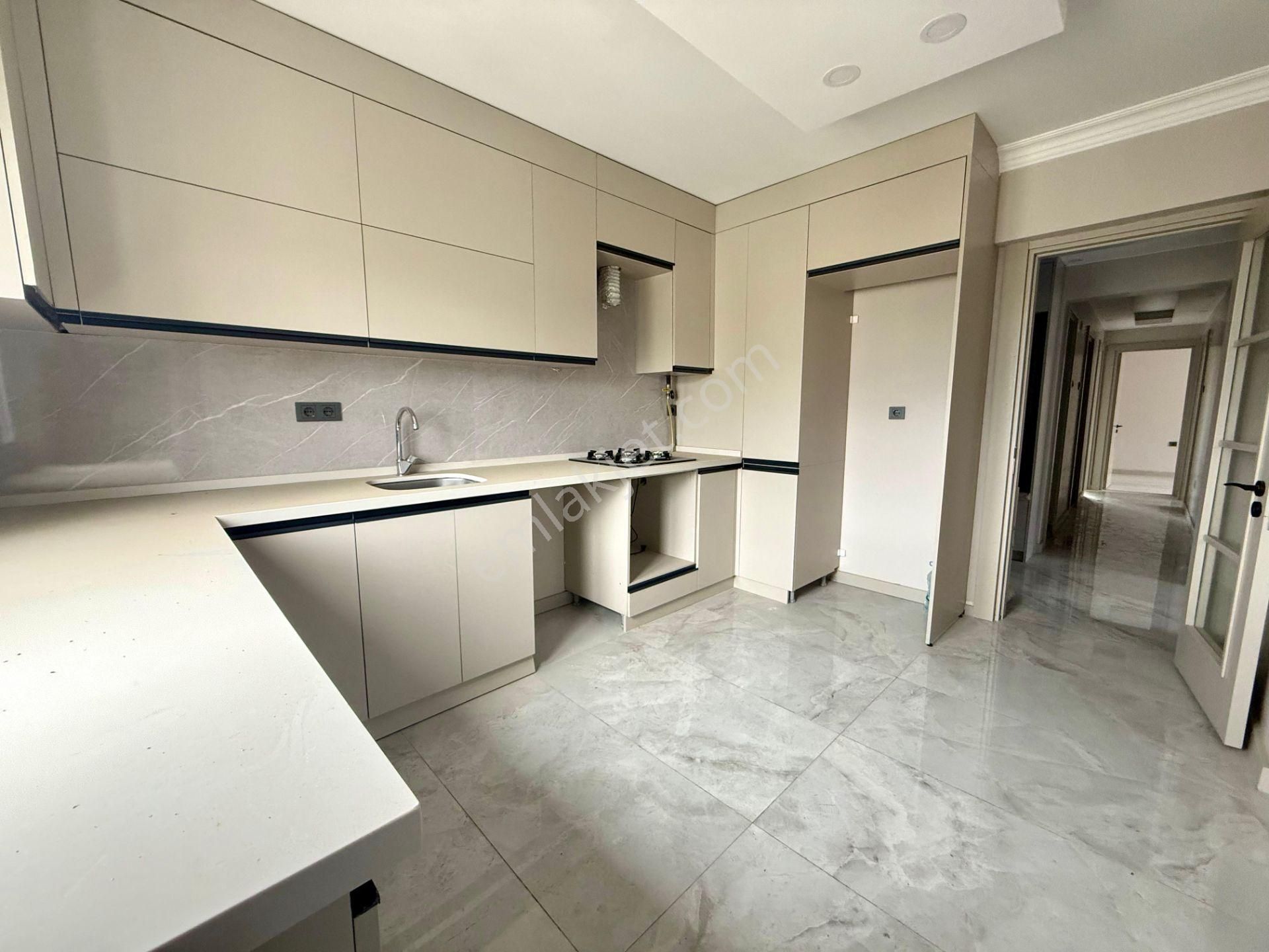 Görkent Sitesinde Şehir Ve Deniz Manzaralı 3+1 Satılık - Görsel 7