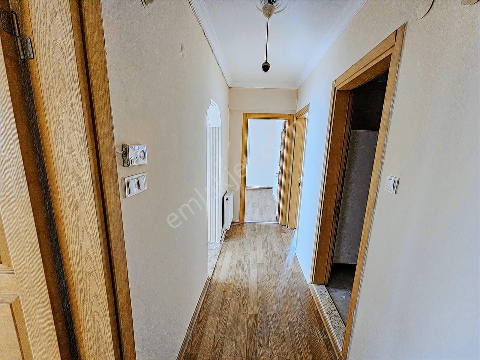 Fırsat Satılık 2+1 Daire Doğalgazlı Tadilatlı Giriş Kat - Görsel 27