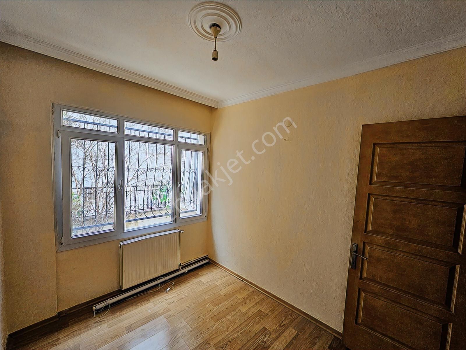 Fırsat Satılık 2+1 Daire Doğalgazlı Tadilatlı Giriş Kat - Görsel 22