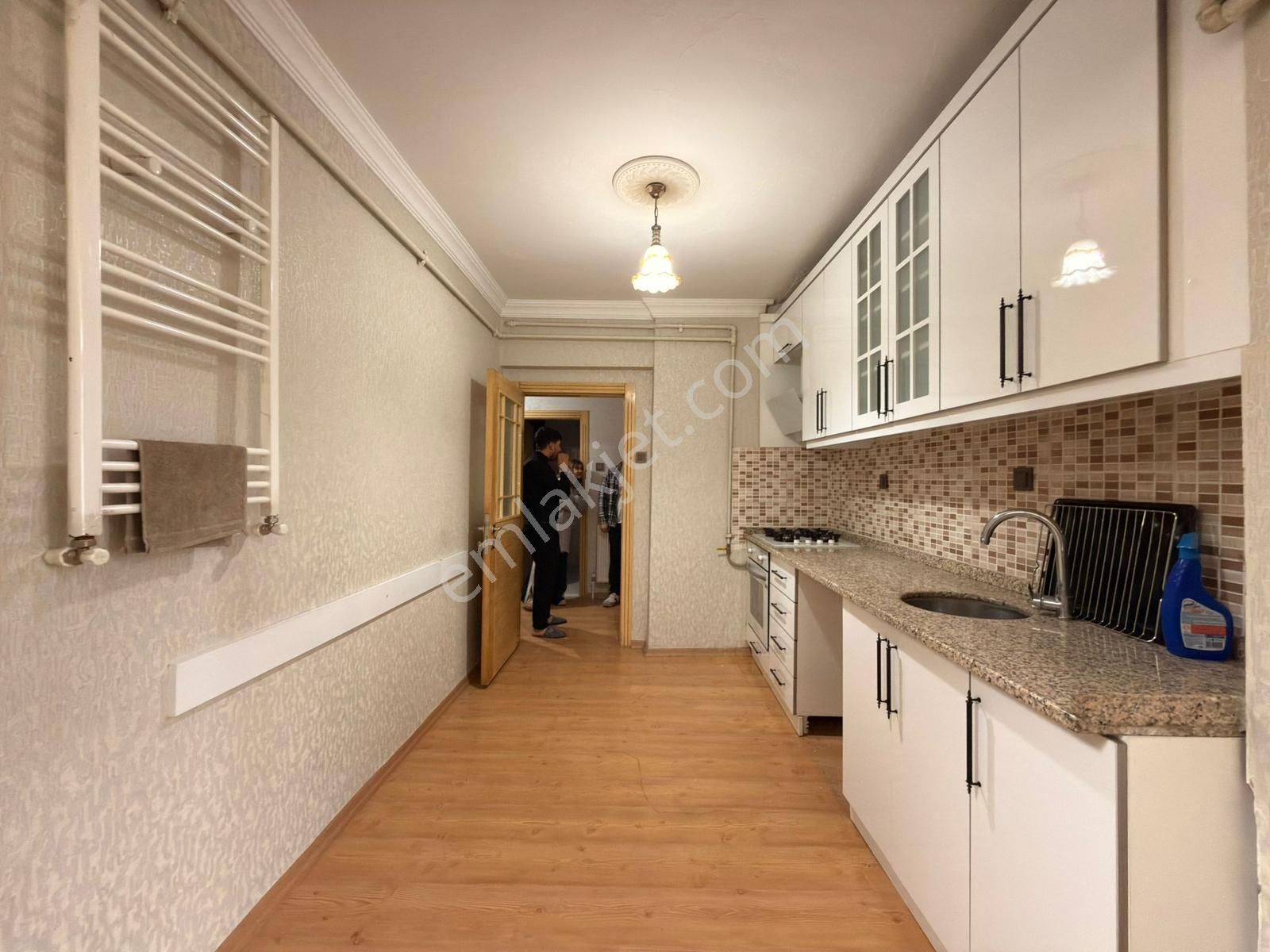 A.paşa Mah. Balkiraz'da 1. Kat 3+1 Kiralık Daire Ön Cephe - Görsel 19