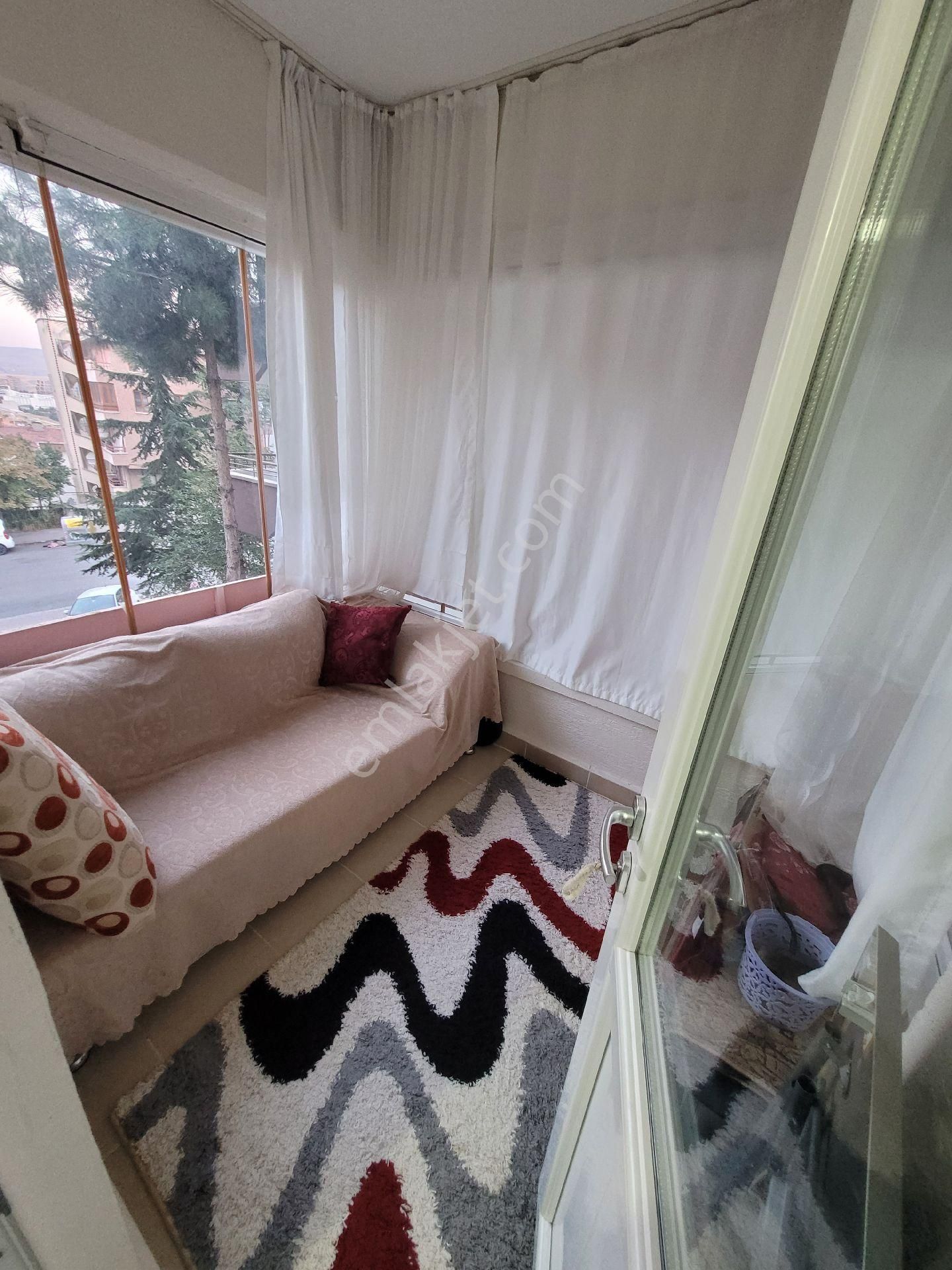 Sahibinden 3+1 2 Balkonlu Yapılı Ve Bakımlı - Görsel 5