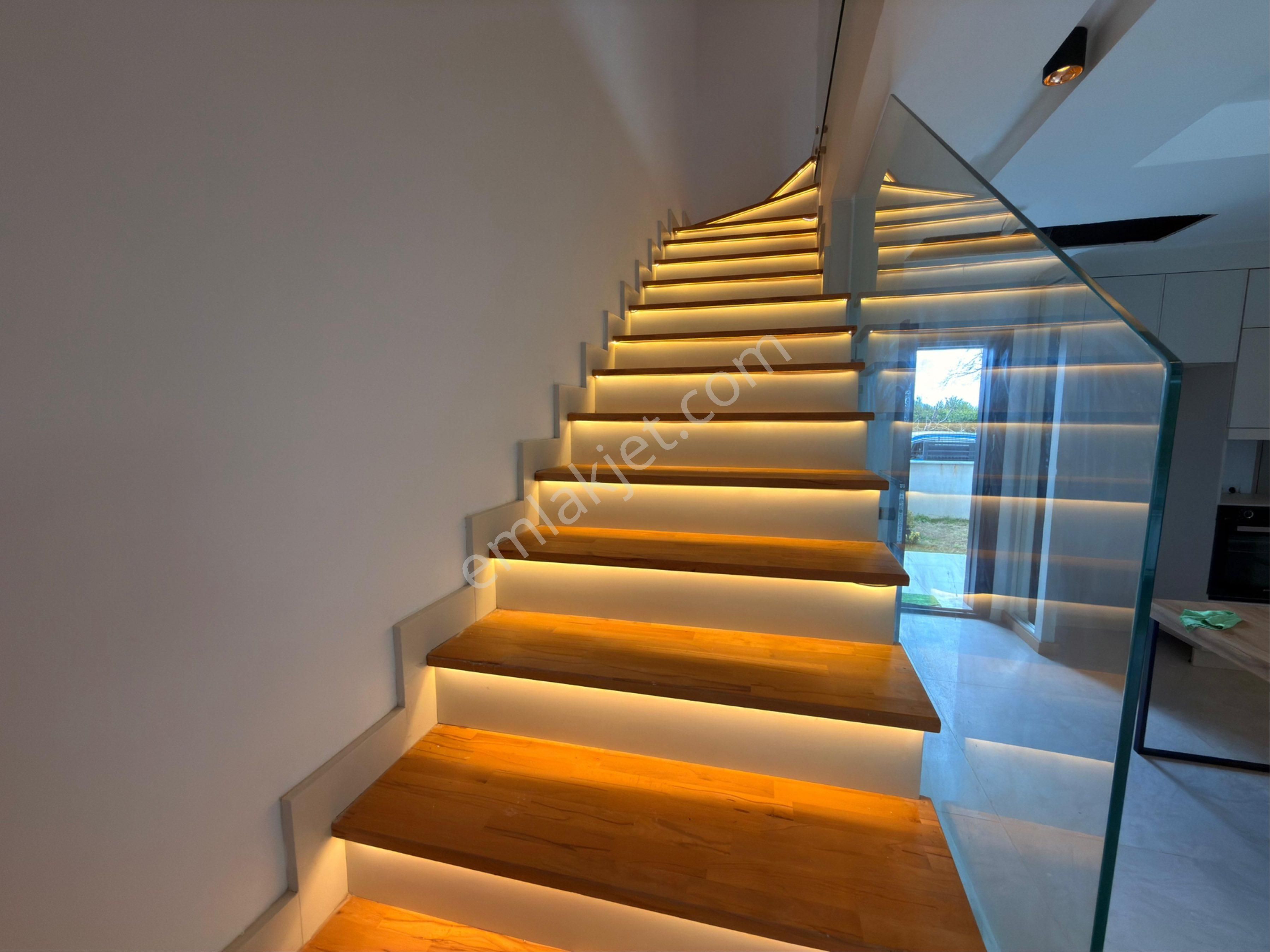 Davutlar’da Fiyat Düştü Özel Havuzlu Villa - Görsel 17