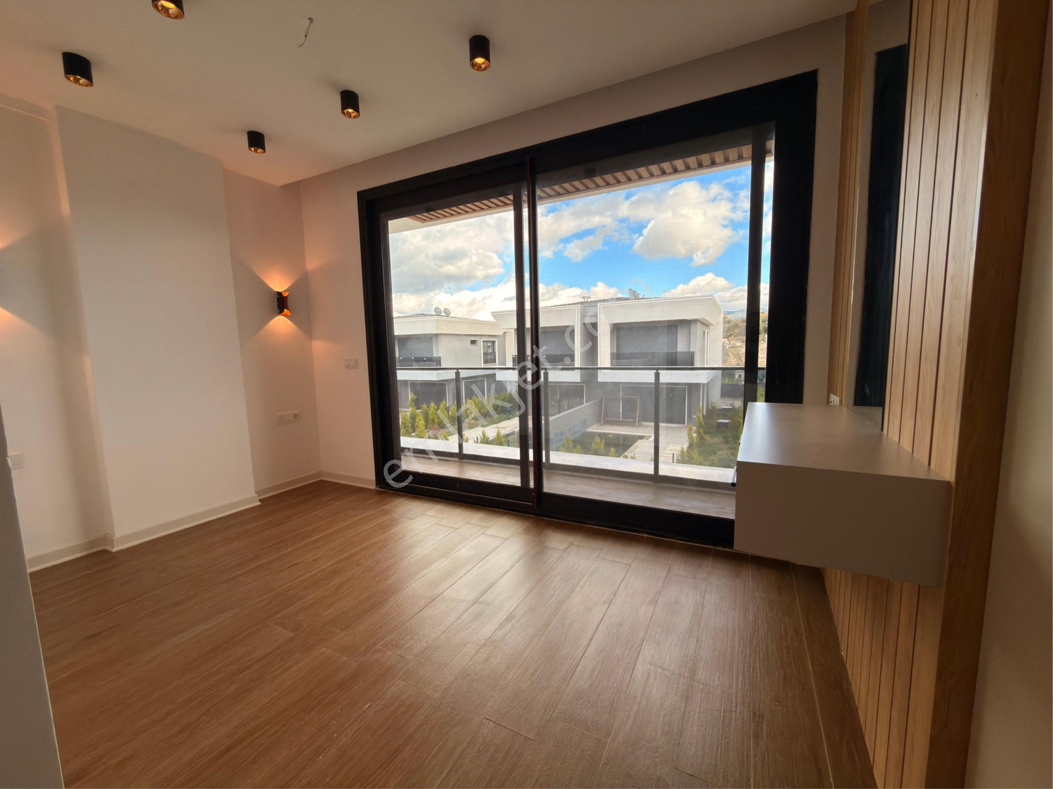 Davutlar’da Fiyat Düştü Özel Havuzlu Villa - Görsel 19