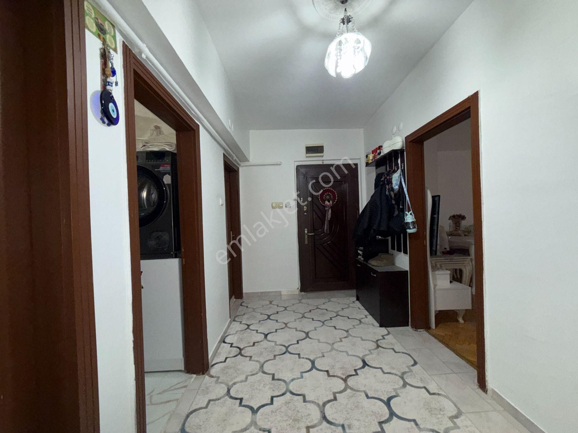 Cadde Üzeri Manzaralı 3+1 Daire: Süper Lokasyonda - Görsel 18