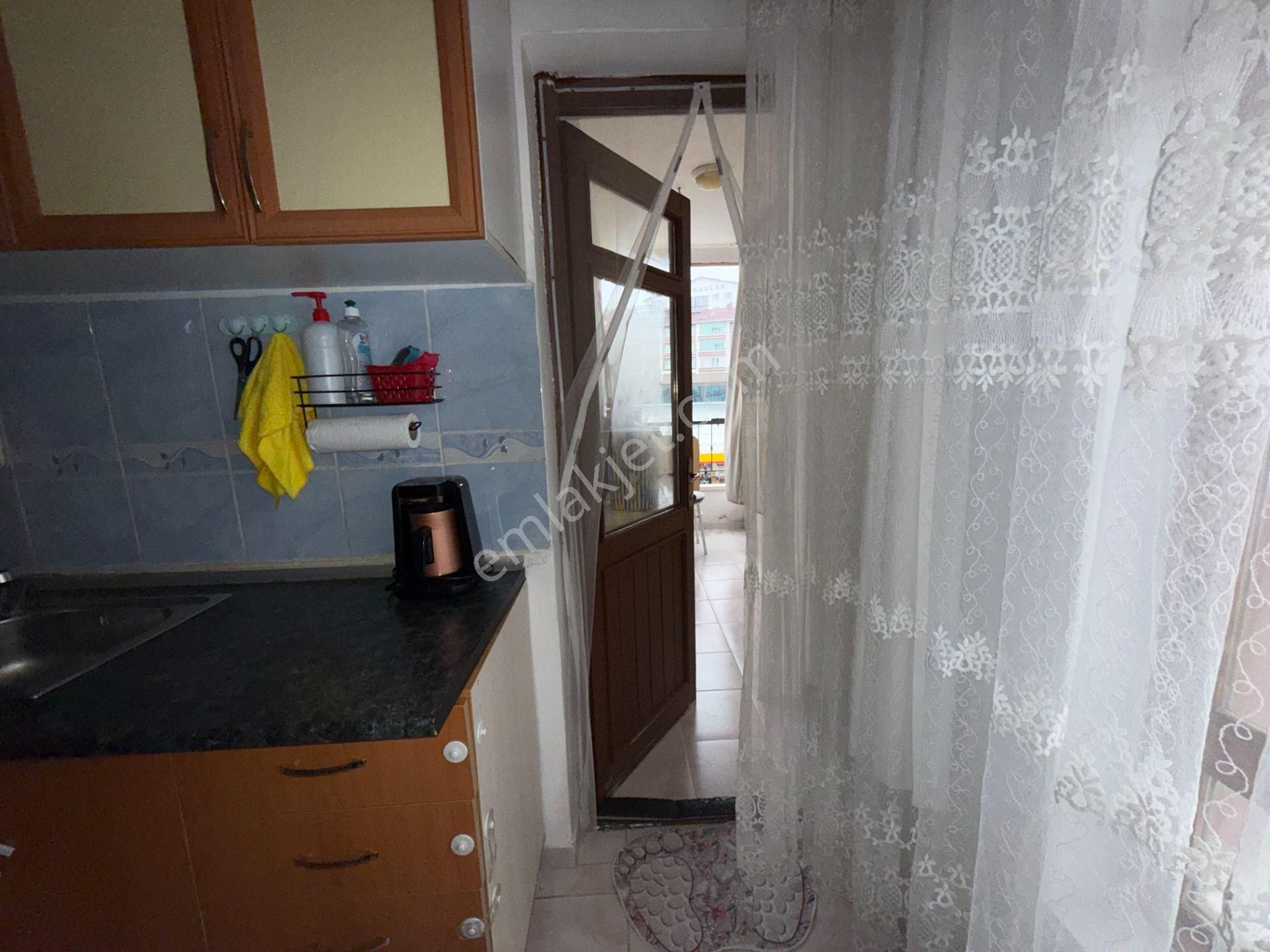 Cadde Üzeri Manzaralı 3+1 Daire: Süper Lokasyonda - Görsel 24