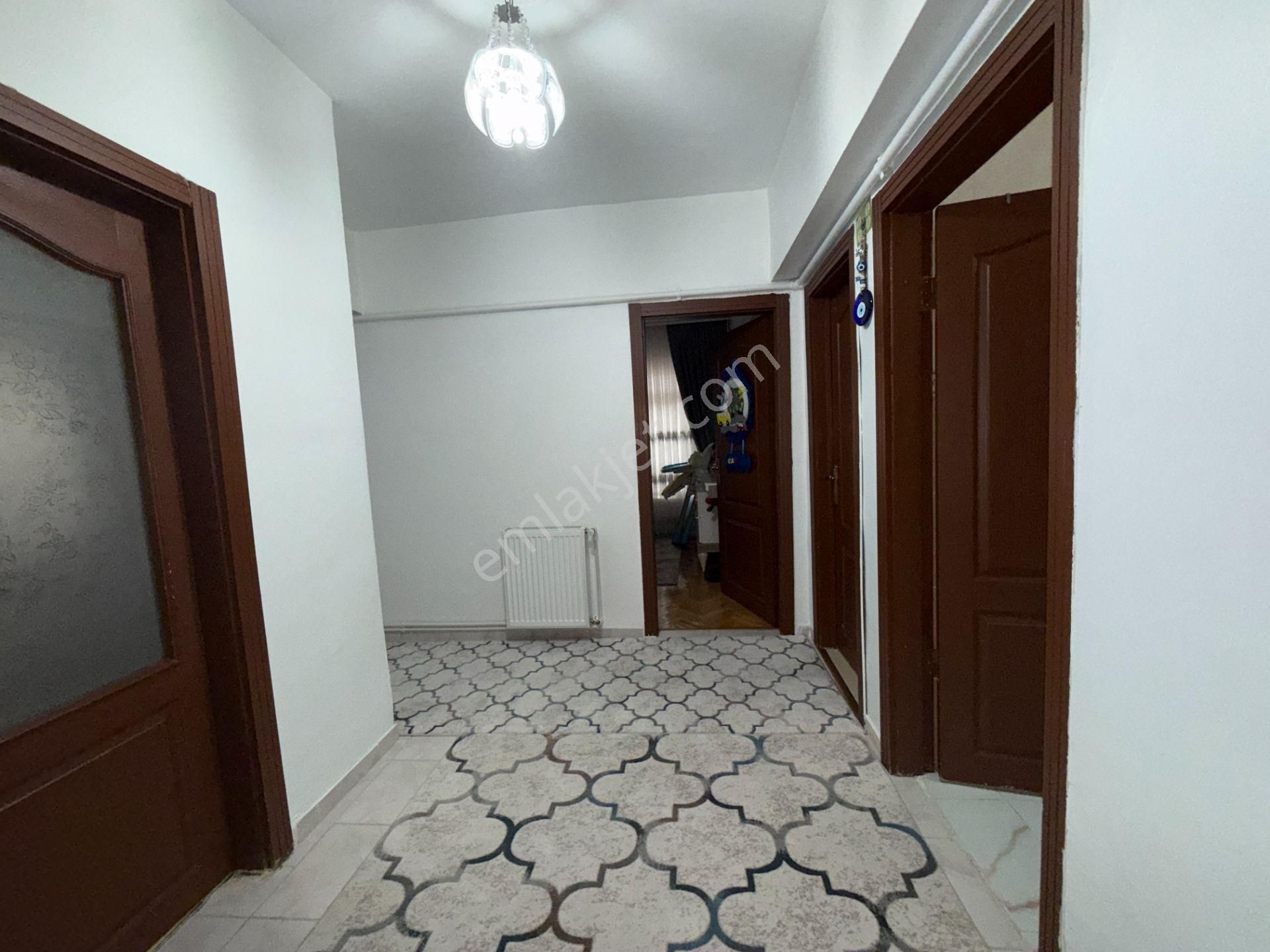 Cadde Üzeri Manzaralı 3+1 Daire: Süper Lokasyonda - Görsel 16