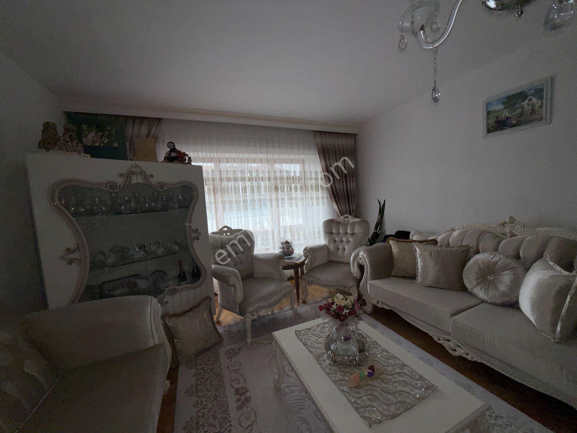Cadde Üzeri Manzaralı 3+1 Daire: Süper Lokasyonda - Görsel 3