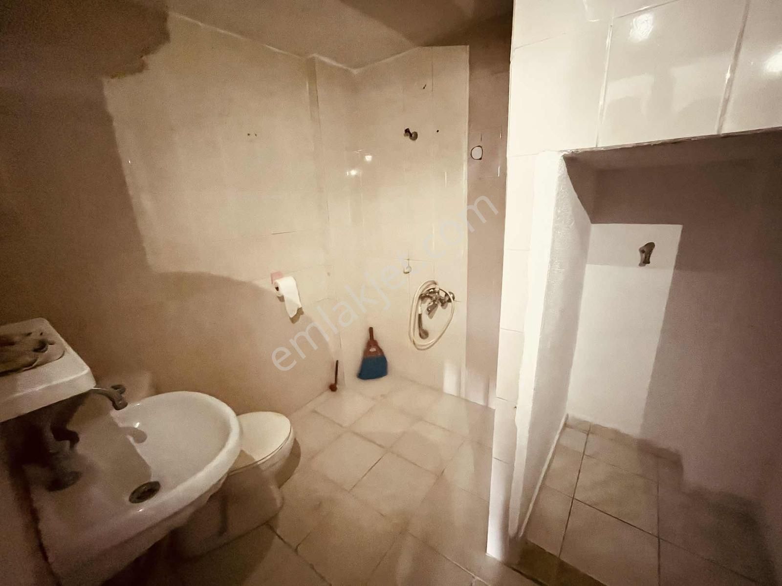 Megakent'ten Kurtuluş Mahallesinde Kiralık 2+1 3+1 Daireler - Görsel 4