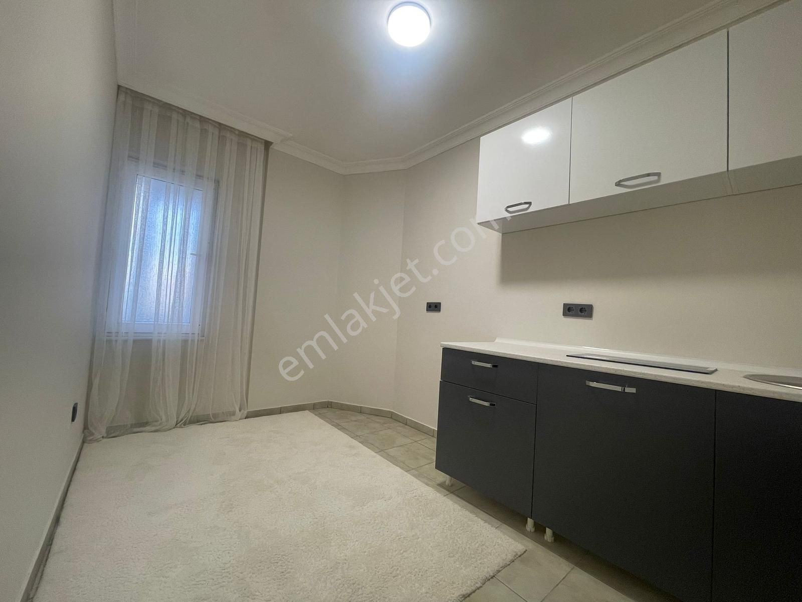 Antalya Tahılpazarı Mahallesinde 1+1 70 M² 2. Kat Satılık Daire - Görsel 4
