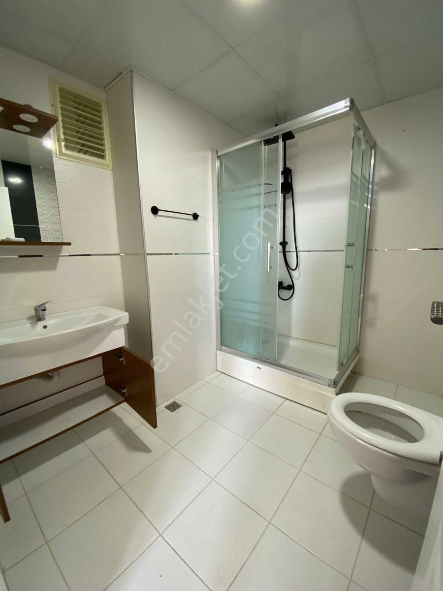 Beylıkdüzü 'nde 3+1 120 M2 2 Kat Kiralık - Görsel 21