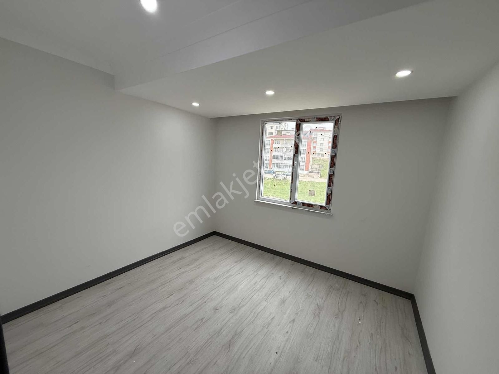 Gümüş Grouptan Vatan Mahallesinde Kiralık 2+1 Daire - Görsel 11