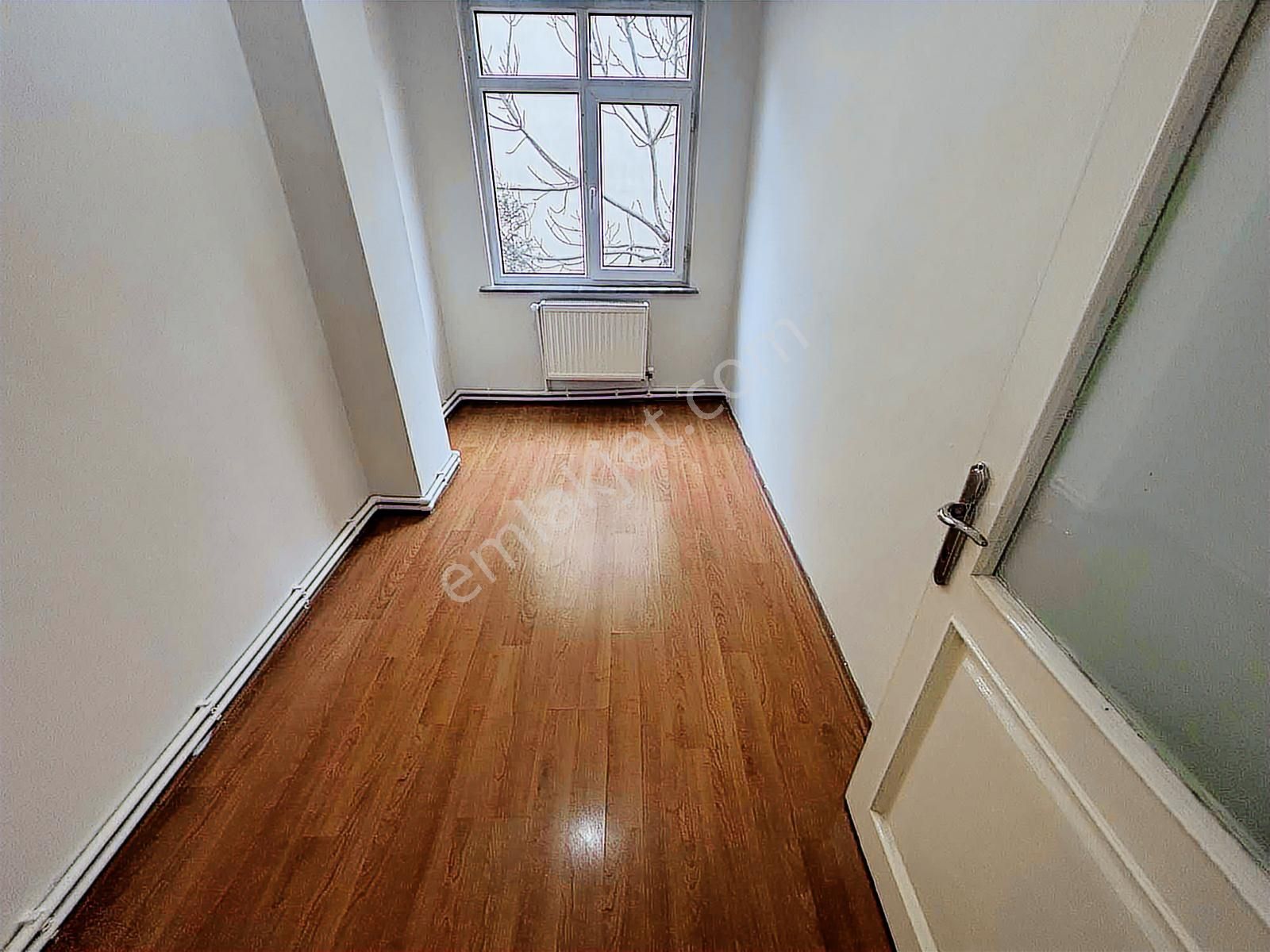 F-l Emlaktan Emaar Avm Libadiye Yakını 2+1 Arakat - Görsel 9