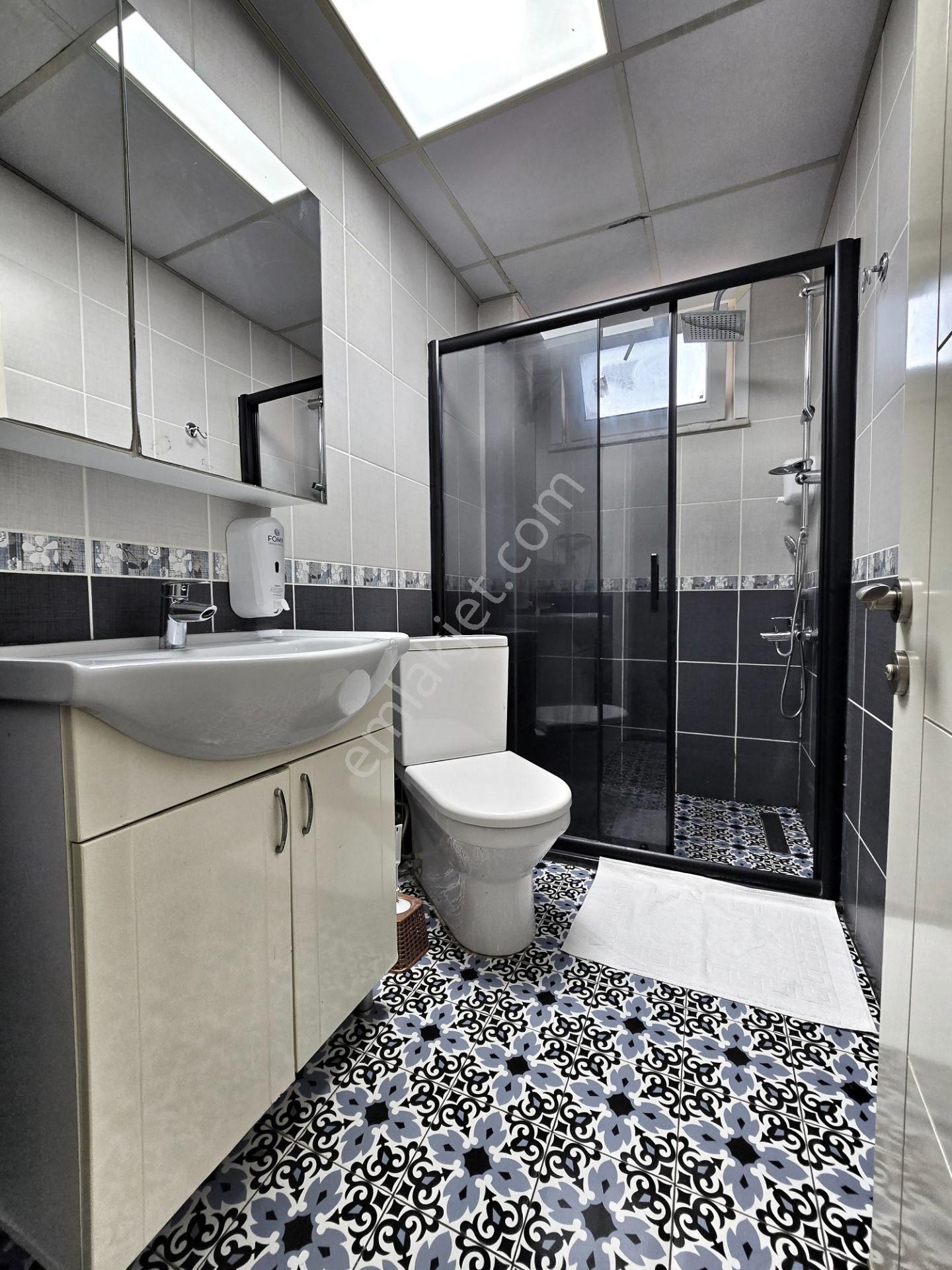 Yeni Adliye Arkası E5-metro-hastane Yakını 4-5 Kişilik Mutfaklı 2+1 Lüks Suiteler - Görsel 25