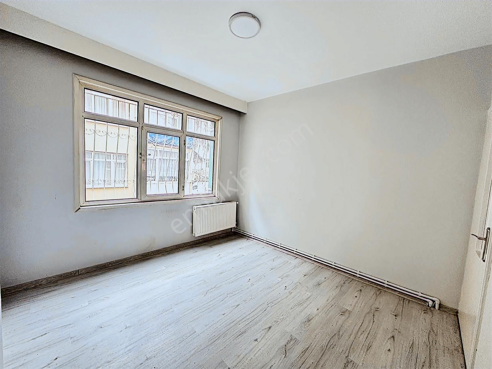 Üsküdar Dr. Fahri Atabey Cad. Üzerinde 2+1 Kiralık Daire - Görsel 8