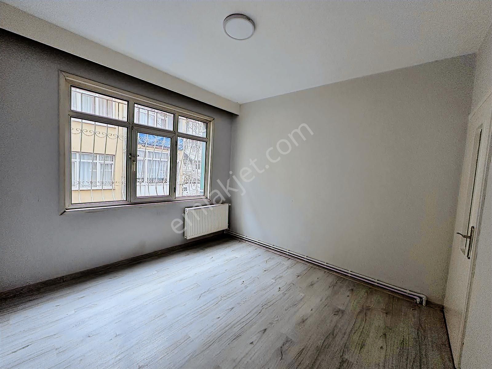 Üsküdar Dr. Fahri Atabey Cad. Üzerinde 2+1 Kiralık Daire - Görsel 19