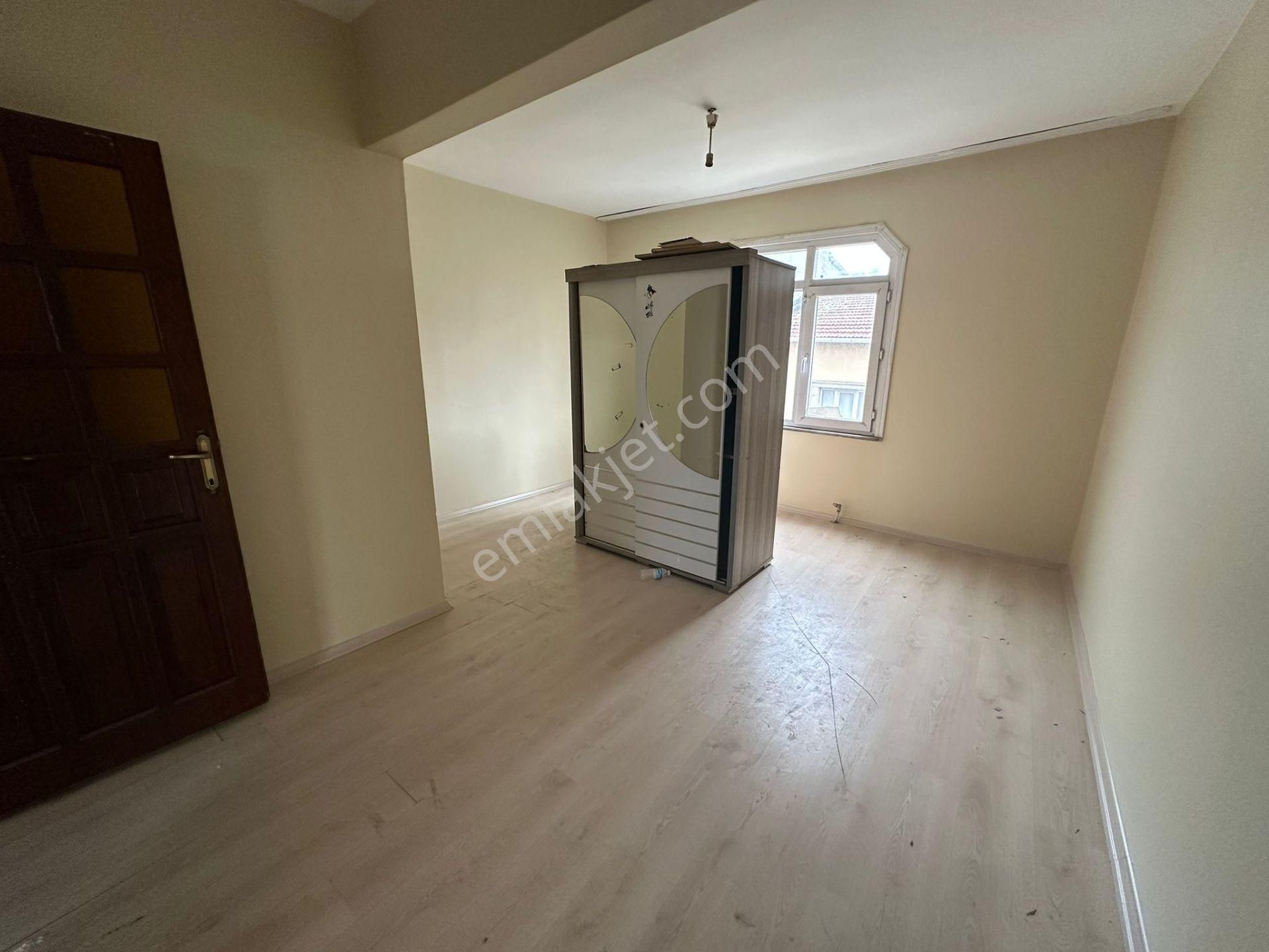 Merkezi Konumda Cadde Üzeri Kiralık 3 + 1 Daire - Görsel 5