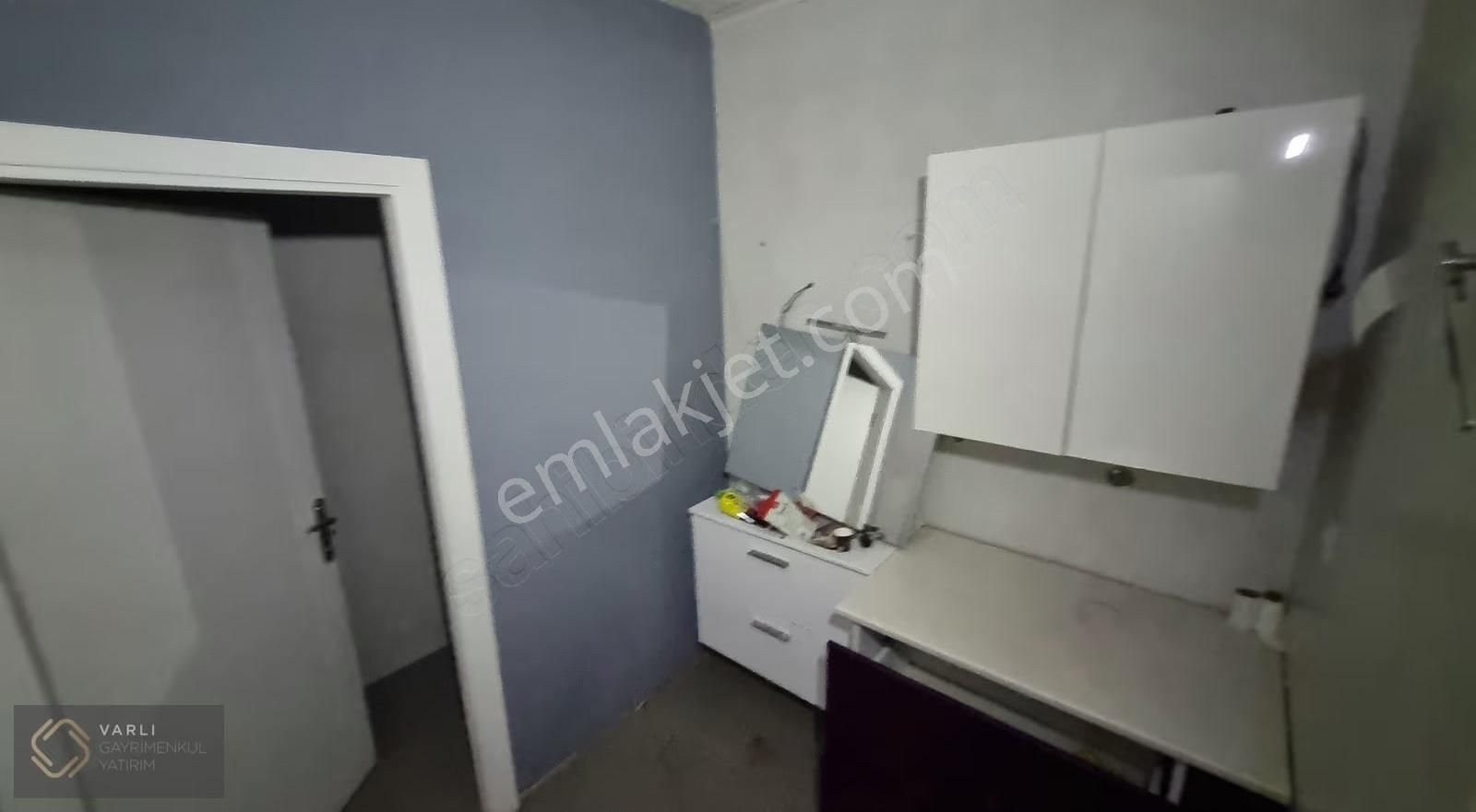 Bursa Nilüfer 23 Nisan Mah. Hareketli Lokasyonda Kiralık Dükkan - Görsel 13