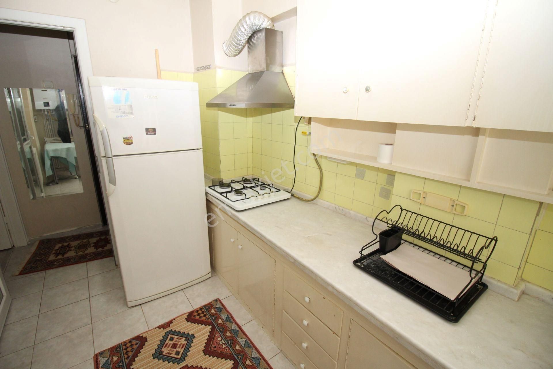 Üçyol Metroya 250mt Mesafede 1+1 Eşyalı D.gazlı Kiralık Daire - Görsel 6