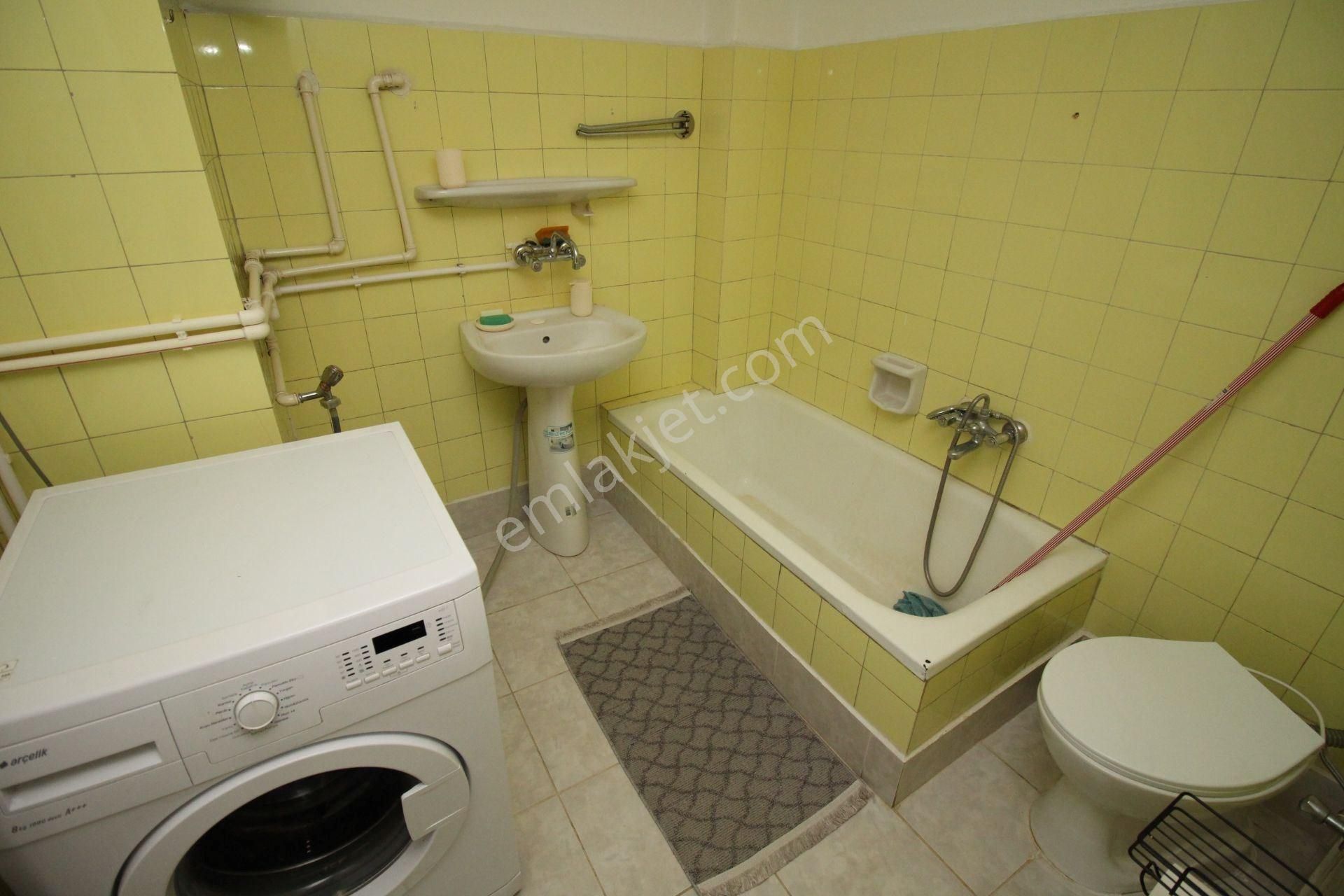 Üçyol Metroya 250mt Mesafede 1+1 Eşyalı D.gazlı Kiralık Daire - Görsel 14