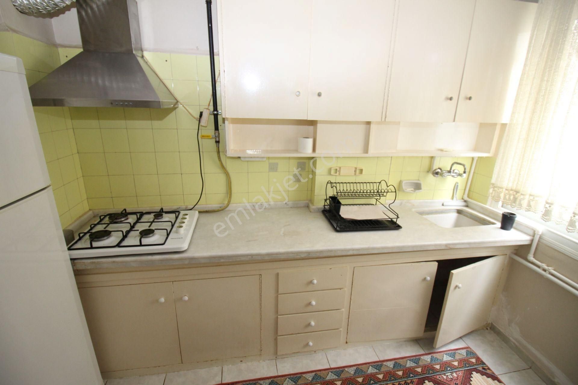 Üçyol Metroya 250mt Mesafede 1+1 Eşyalı D.gazlı Kiralık Daire - Görsel 7